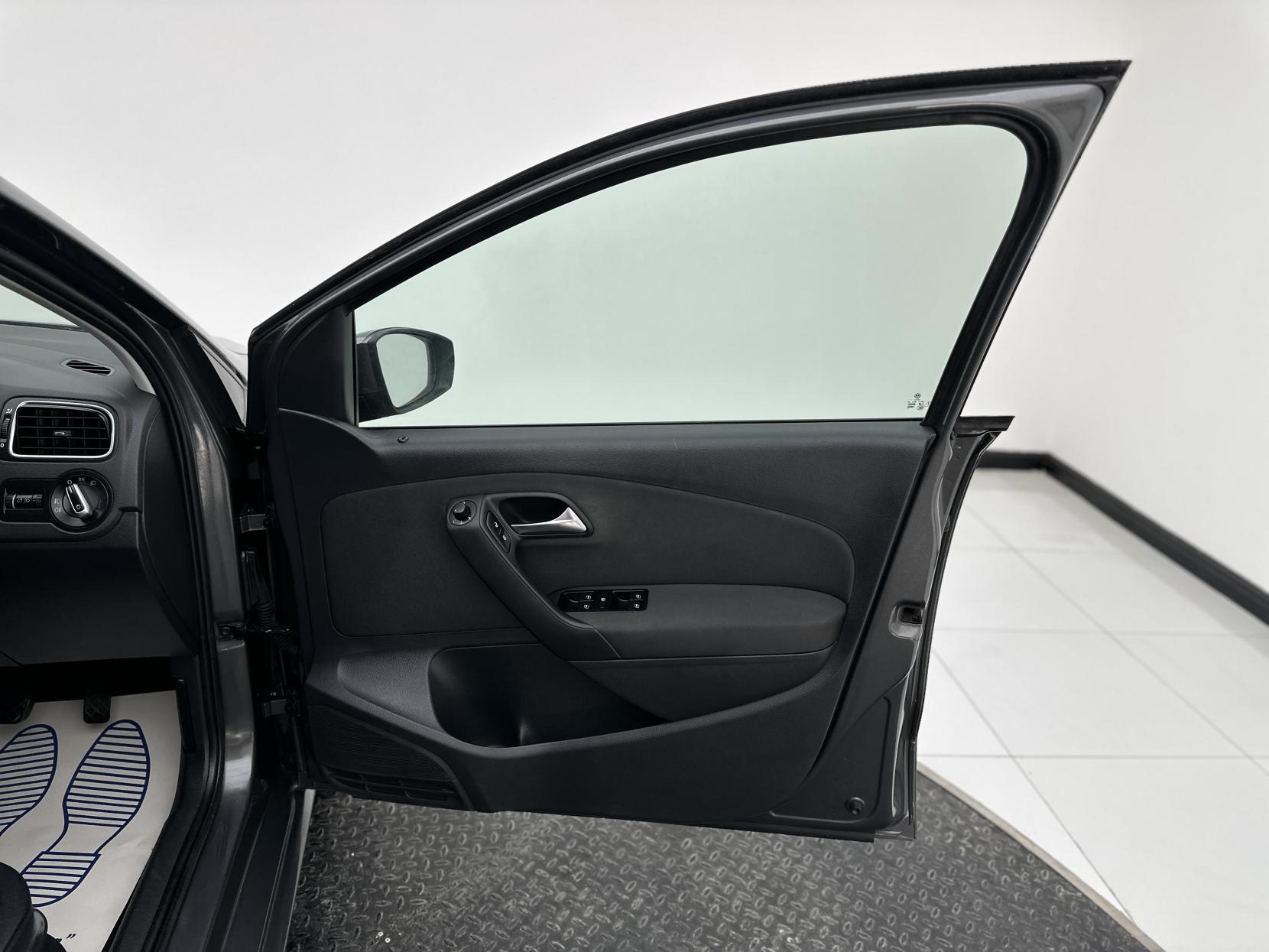 Volkswagen Polo 1.2 Match Hatchback 5dr Petrol Manual Euro 5 (60 ps)