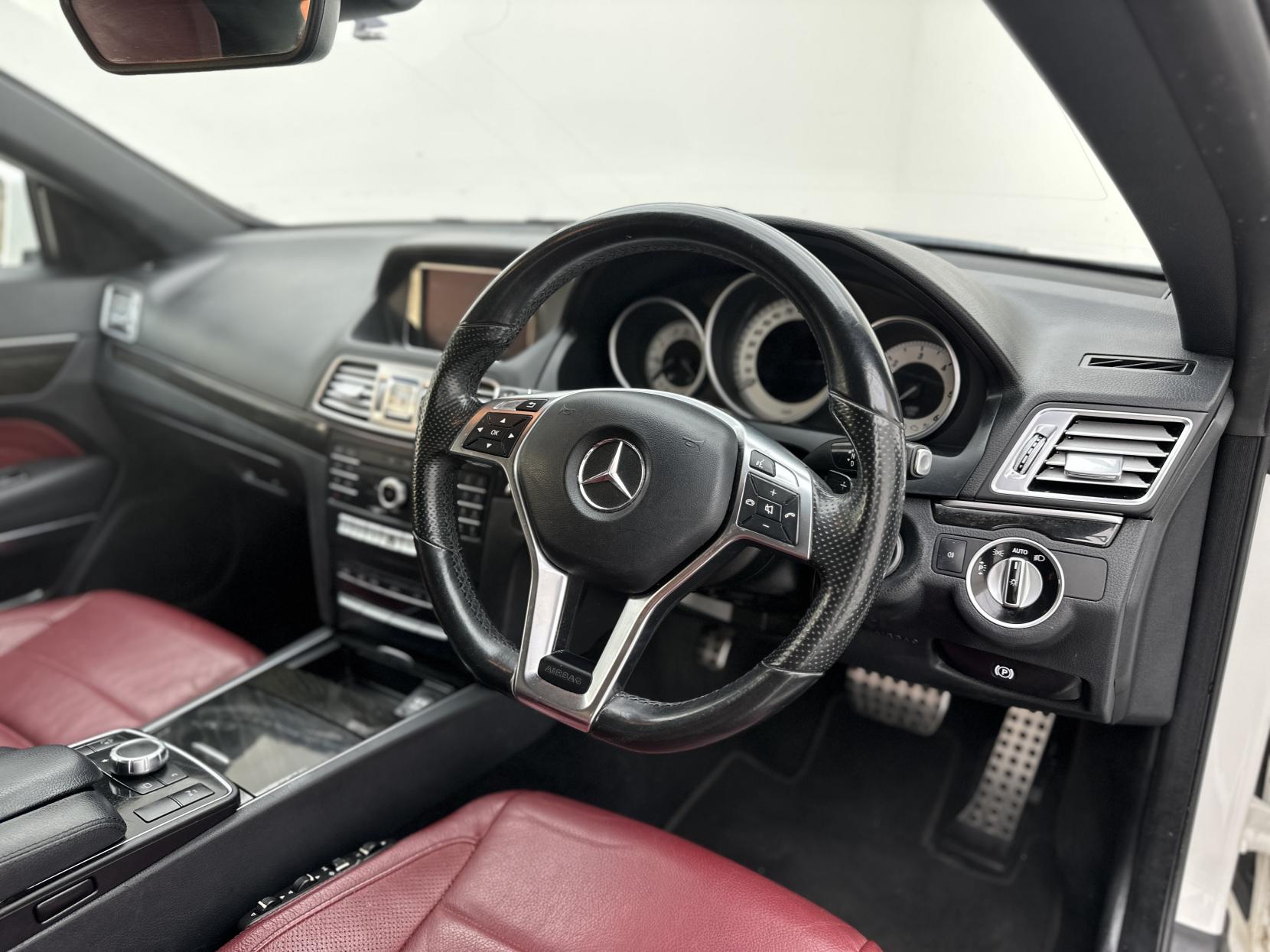 Mercedes-Benz E Class 2.1 E220 BlueTEC AMG Line Cabriolet 2dr Diesel G-Tronic+ Euro 6 (s/s) (177 ps)