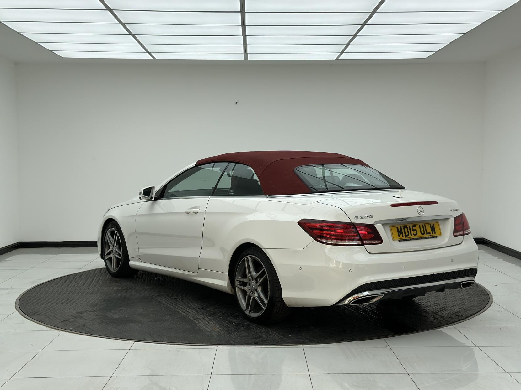 Mercedes-Benz E Class 2.1 E220 BlueTEC AMG Line Cabriolet 2dr Diesel G-Tronic+ Euro 6 (s/s) (177 ps)