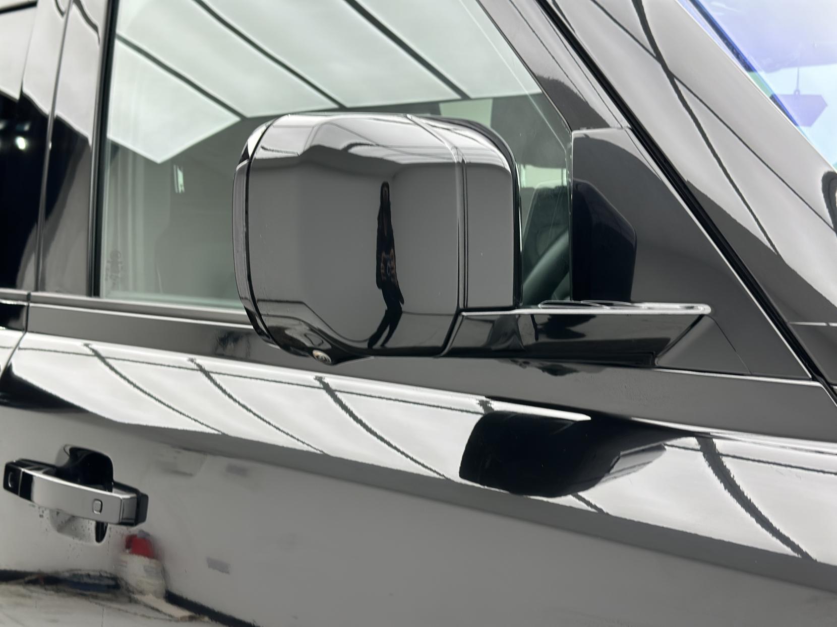 Land Rover Defender 110 3.0 D300 MHEV X-Dynamic HSE SUV 5dr Diesel Auto 4WD Euro 6 (s/s) (300 ps)