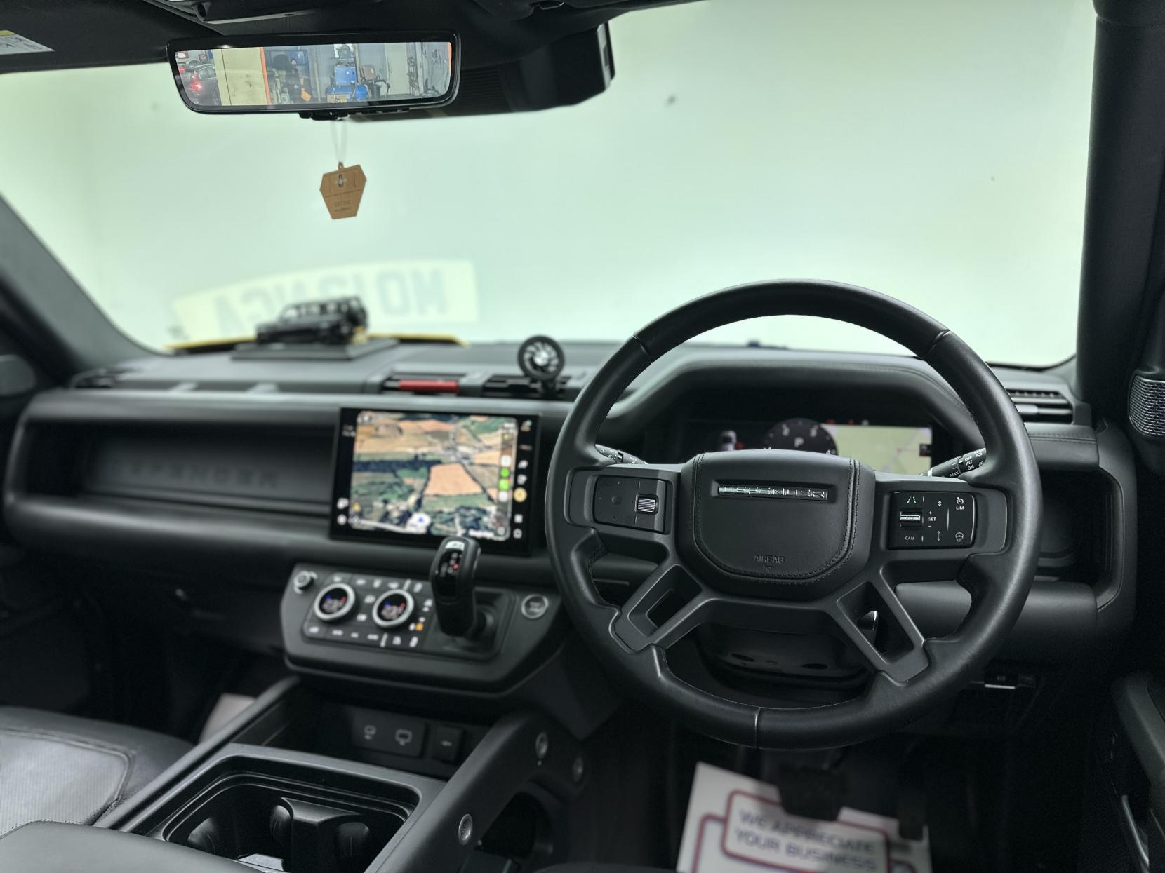 Land Rover Defender 110 3.0 D300 MHEV X-Dynamic HSE SUV 5dr Diesel Auto 4WD Euro 6 (s/s) (300 ps)