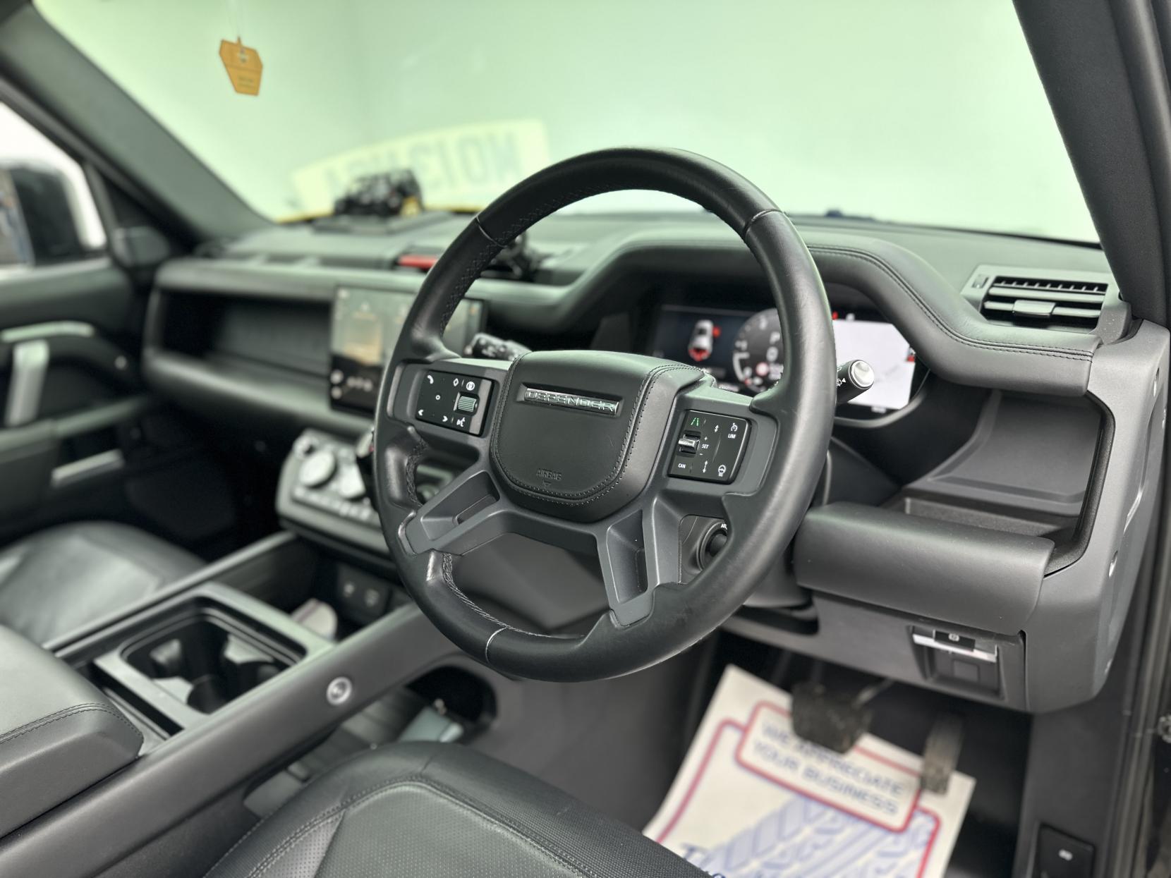 Land Rover Defender 110 3.0 D300 MHEV X-Dynamic HSE SUV 5dr Diesel Auto 4WD Euro 6 (s/s) (300 ps)