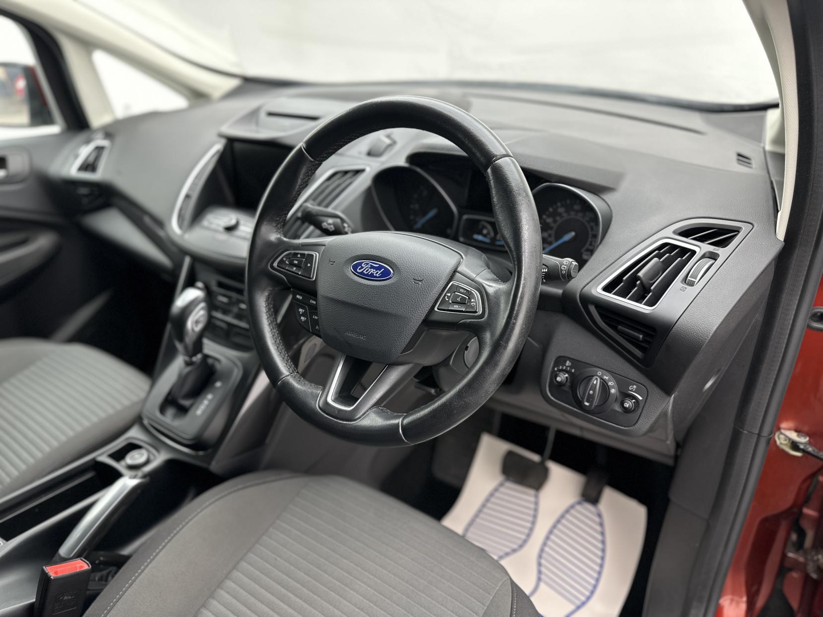 Ford C-Max 1.5 TDCi Titanium MPV 5dr Diesel Powershift Euro 6 (s/s) (120 ps)