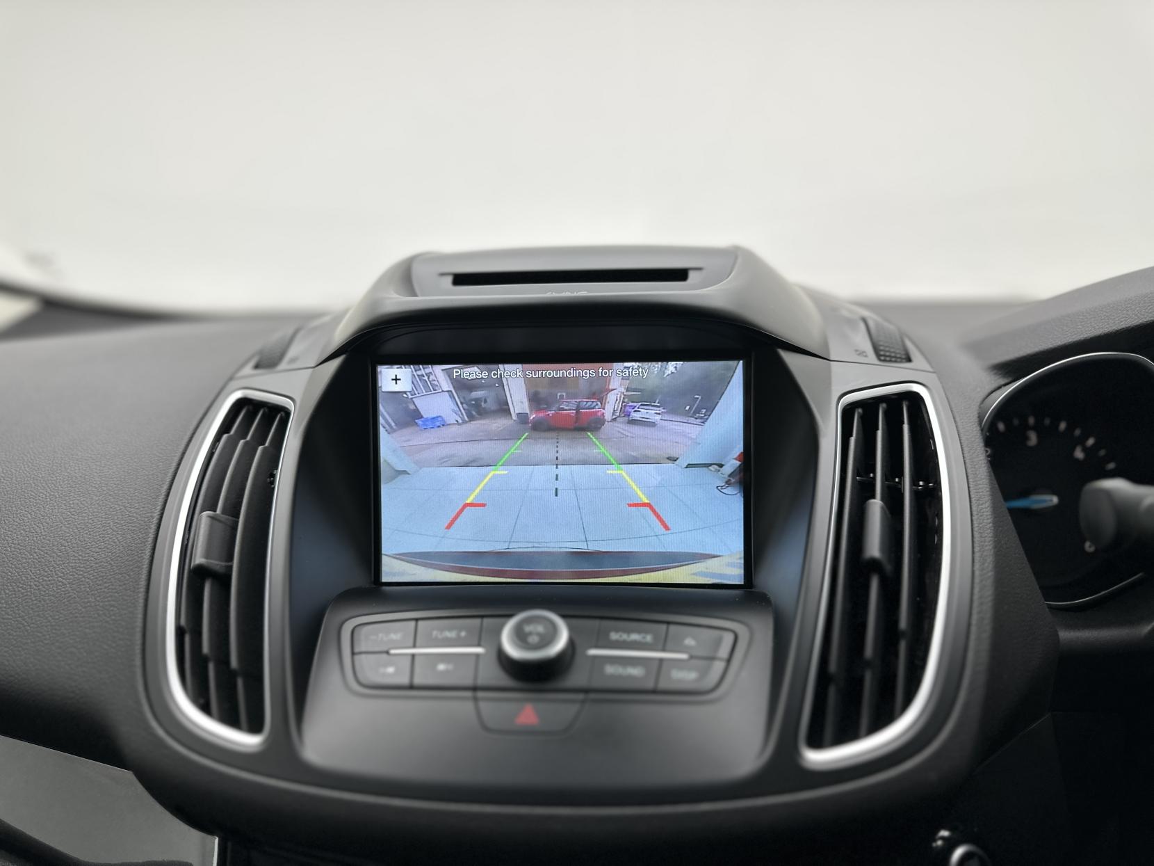 Ford C-Max 1.5 TDCi Titanium MPV 5dr Diesel Powershift Euro 6 (s/s) (120 ps)