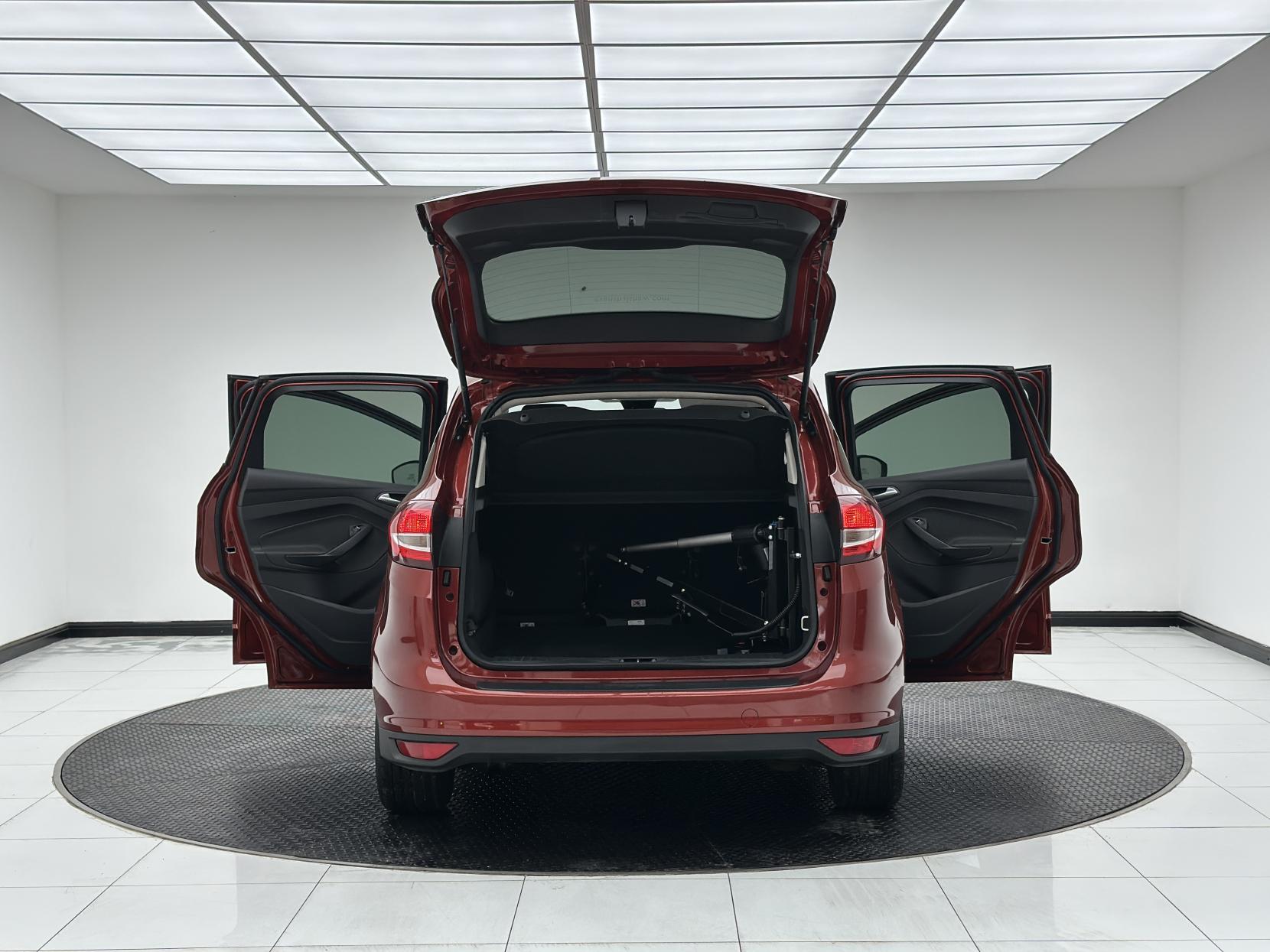 Ford C-Max 1.5 TDCi Titanium MPV 5dr Diesel Powershift Euro 6 (s/s) (120 ps)