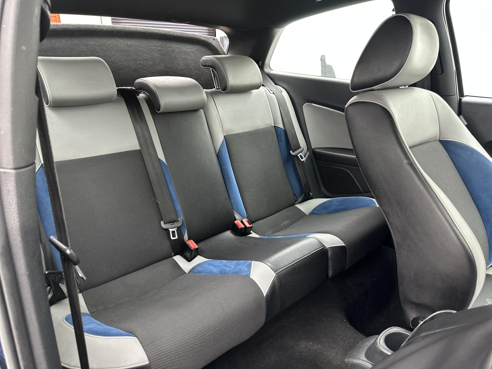 Volkswagen Polo 1.4 TSI BlueMotion Tech ACT BlueGT Hatchback 3dr Petrol DSG Euro 6 (s/s) (150 ps)