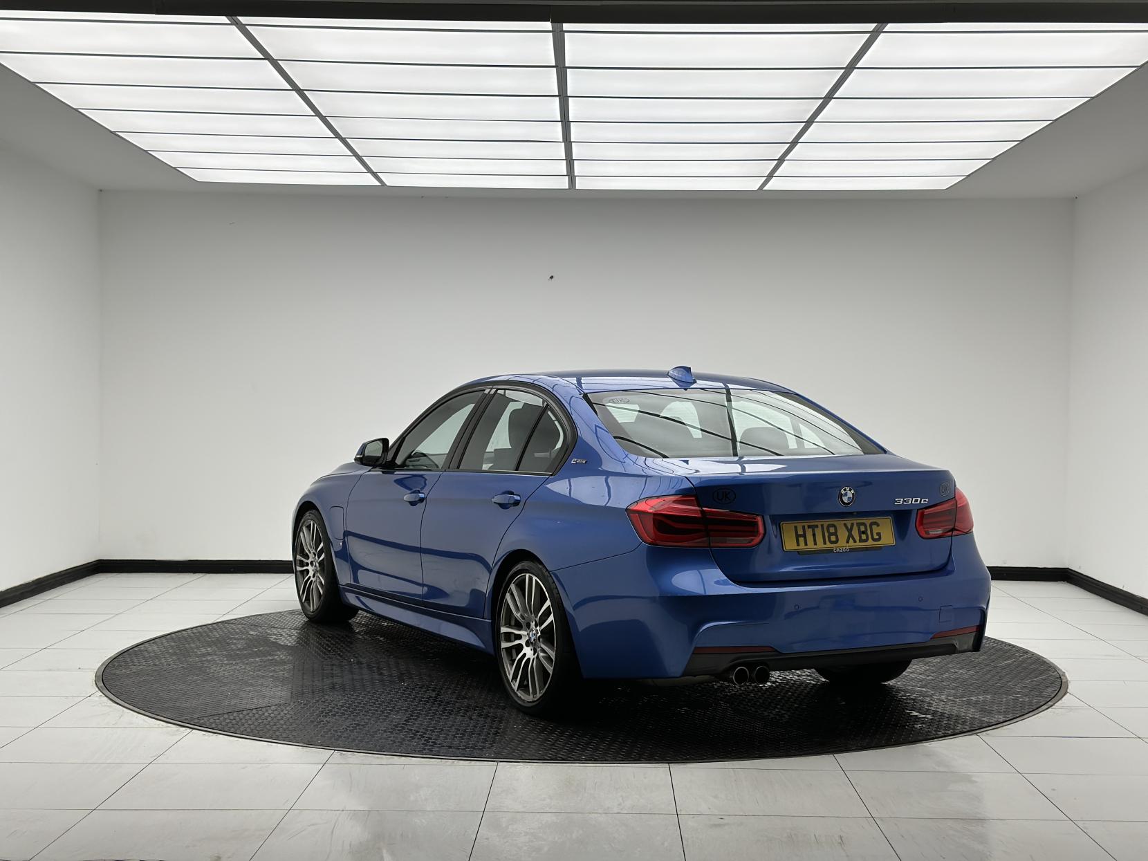 BMW 3 Series 2.0 330e 7.6kWh M Sport Saloon 4dr Petrol Plug-in Hybrid Auto Euro 6 (s/s) (252 ps)