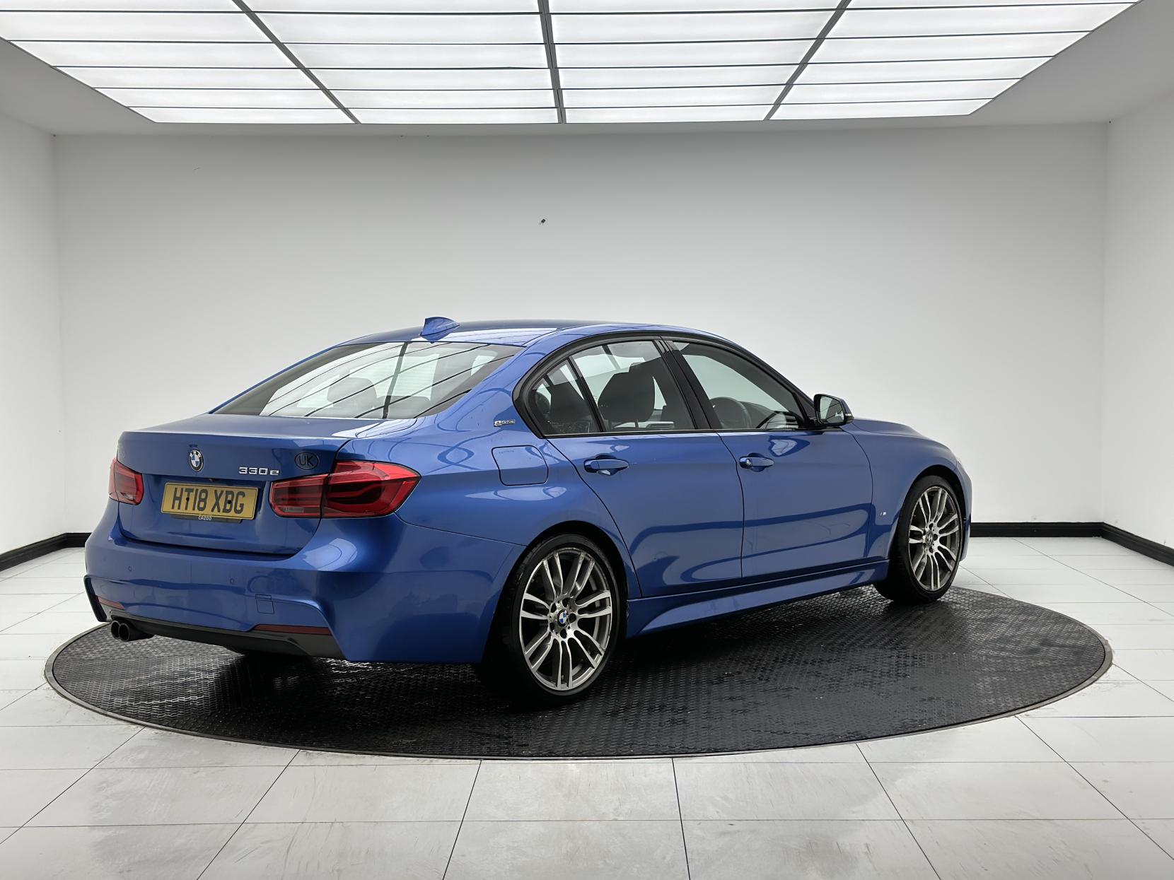 BMW 3 Series 2.0 330e 7.6kWh M Sport Saloon 4dr Petrol Plug-in Hybrid Auto Euro 6 (s/s) (252 ps)