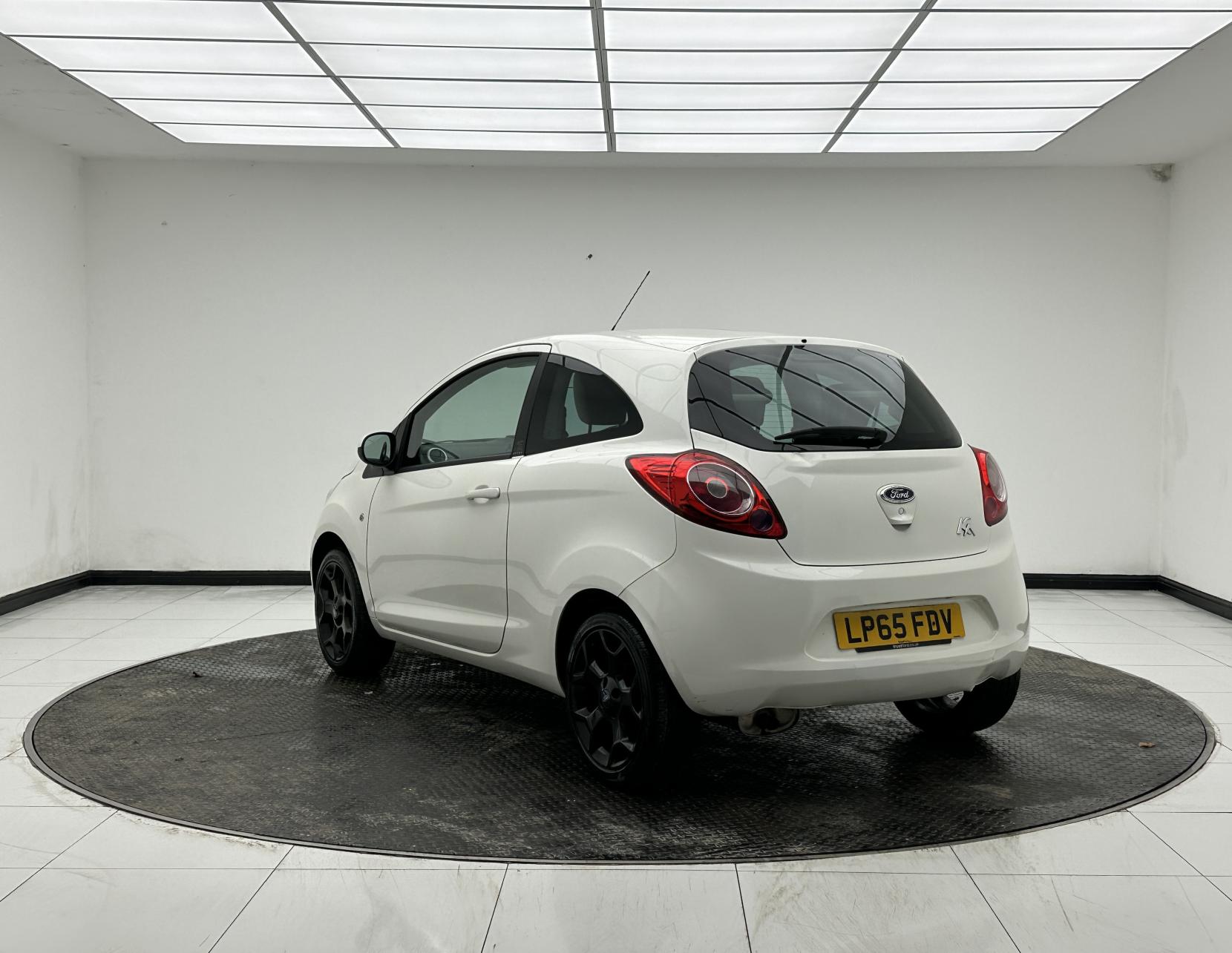 Ford Ka 1.2 Zetec White Edition Hatchback 3dr Petrol Manual Euro 6 (s/s) (69 ps)