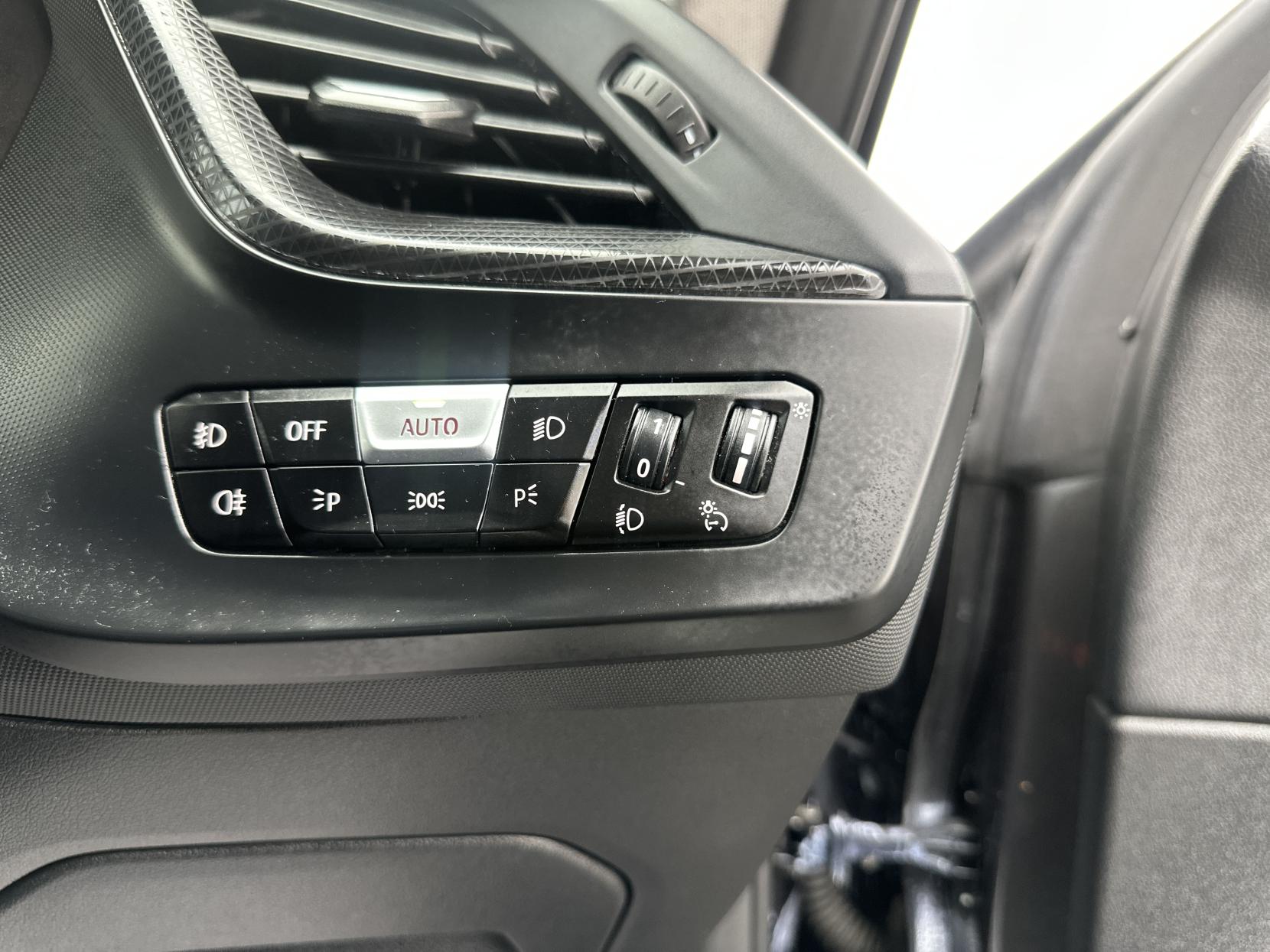 BMW 2 Series Gran Coupe 1.5 218i Sport (LCP) Saloon 4dr Petrol DCT Euro 6 (s/s) (136 ps)