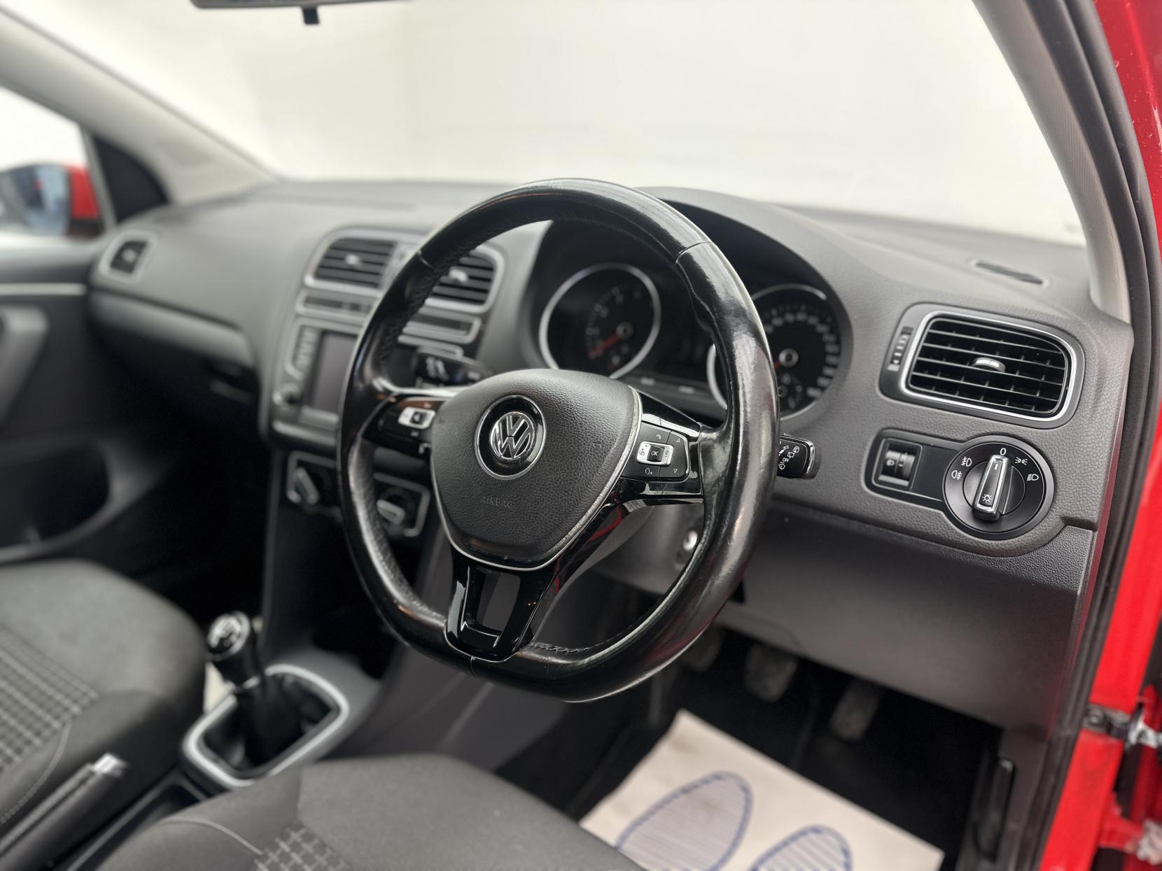 Volkswagen Polo 1.2 TSI BlueMotion Tech SE Hatchback 5dr Petrol Manual Euro 6 (s/s) (90 ps)