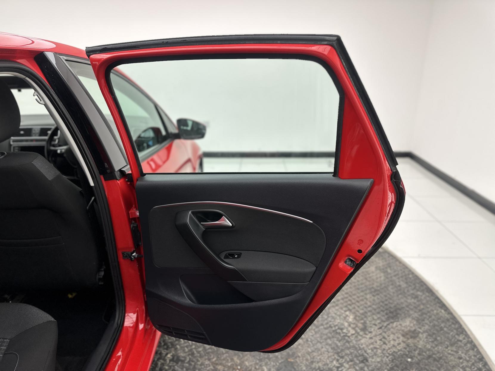 Volkswagen Polo 1.2 TSI BlueMotion Tech SE Hatchback 5dr Petrol Manual Euro 6 (s/s) (90 ps)