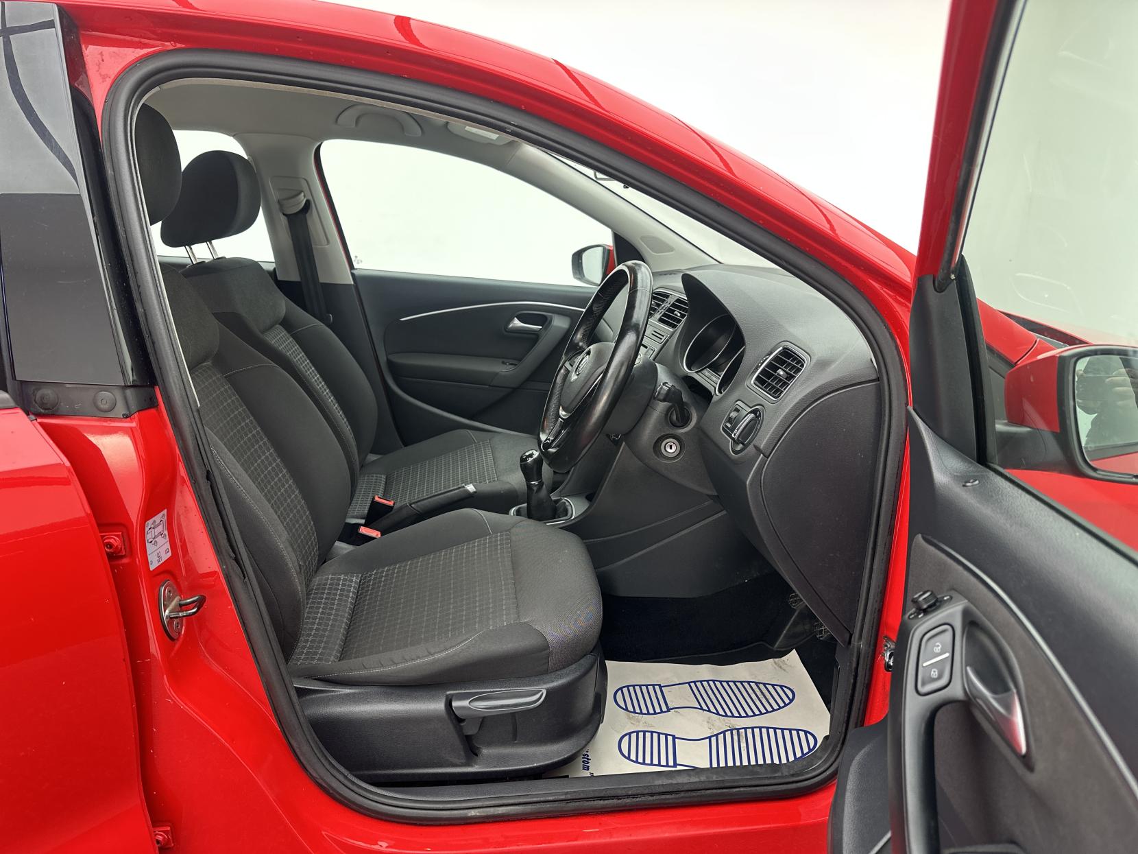 Volkswagen Polo 1.2 TSI BlueMotion Tech SE Hatchback 5dr Petrol Manual Euro 6 (s/s) (90 ps)