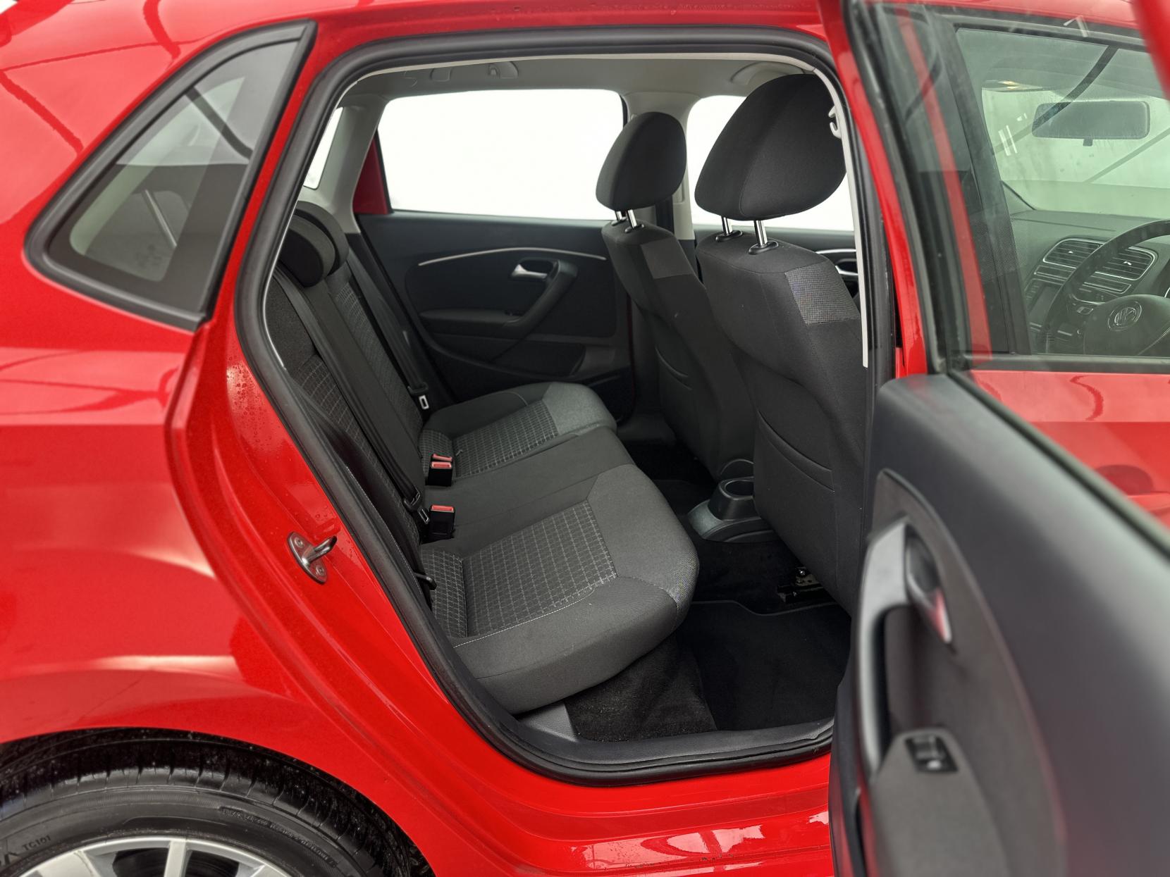 Volkswagen Polo 1.2 TSI BlueMotion Tech SE Hatchback 5dr Petrol Manual Euro 6 (s/s) (90 ps)