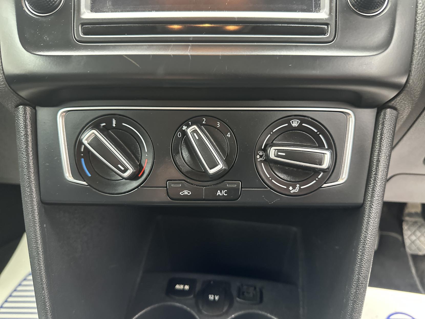 Volkswagen Polo 1.2 TSI BlueMotion Tech SE Hatchback 5dr Petrol Manual Euro 6 (s/s) (90 ps)