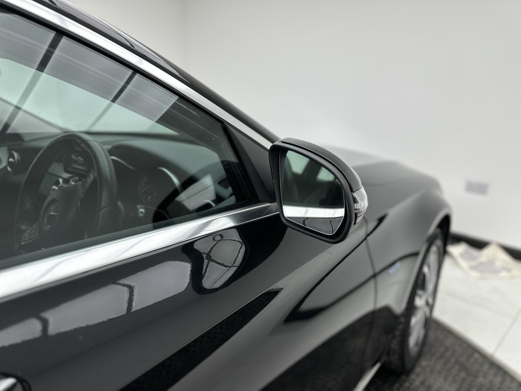 Mercedes-Benz C Class 2.0 C350e 6.4kWh Sport (Premium) Saloon 4dr Petrol Plug-in Hybrid G-Tronic+ Euro 6 (s/s) (293 ps)