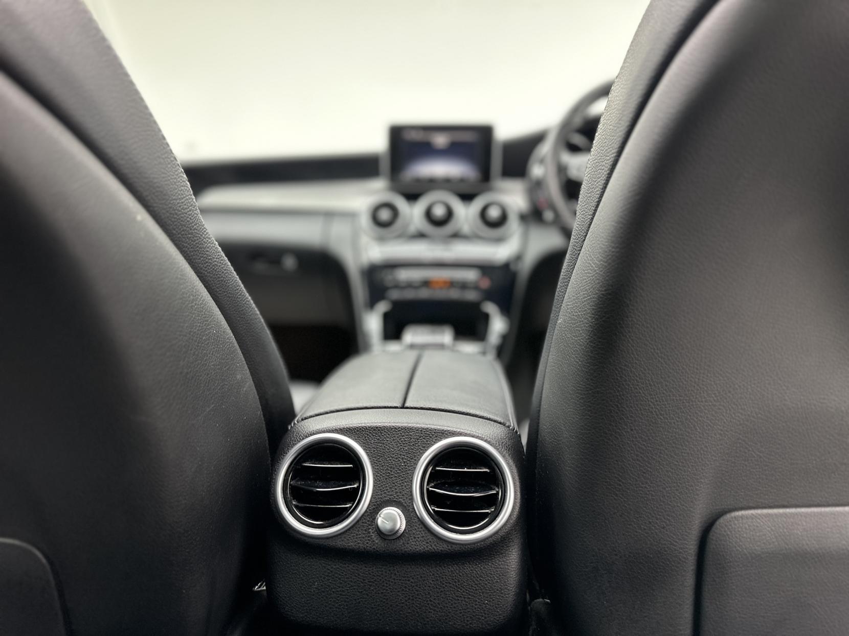 Mercedes-Benz C Class 2.0 C350e 6.4kWh Sport (Premium) Saloon 4dr Petrol Plug-in Hybrid G-Tronic+ Euro 6 (s/s) (293 ps)