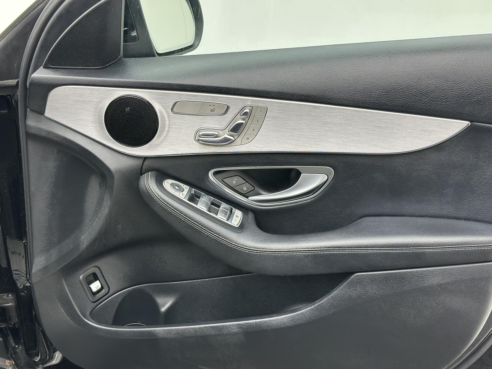 Mercedes-Benz C Class 2.0 C350e 6.4kWh Sport (Premium) Saloon 4dr Petrol Plug-in Hybrid G-Tronic+ Euro 6 (s/s) (293 ps)