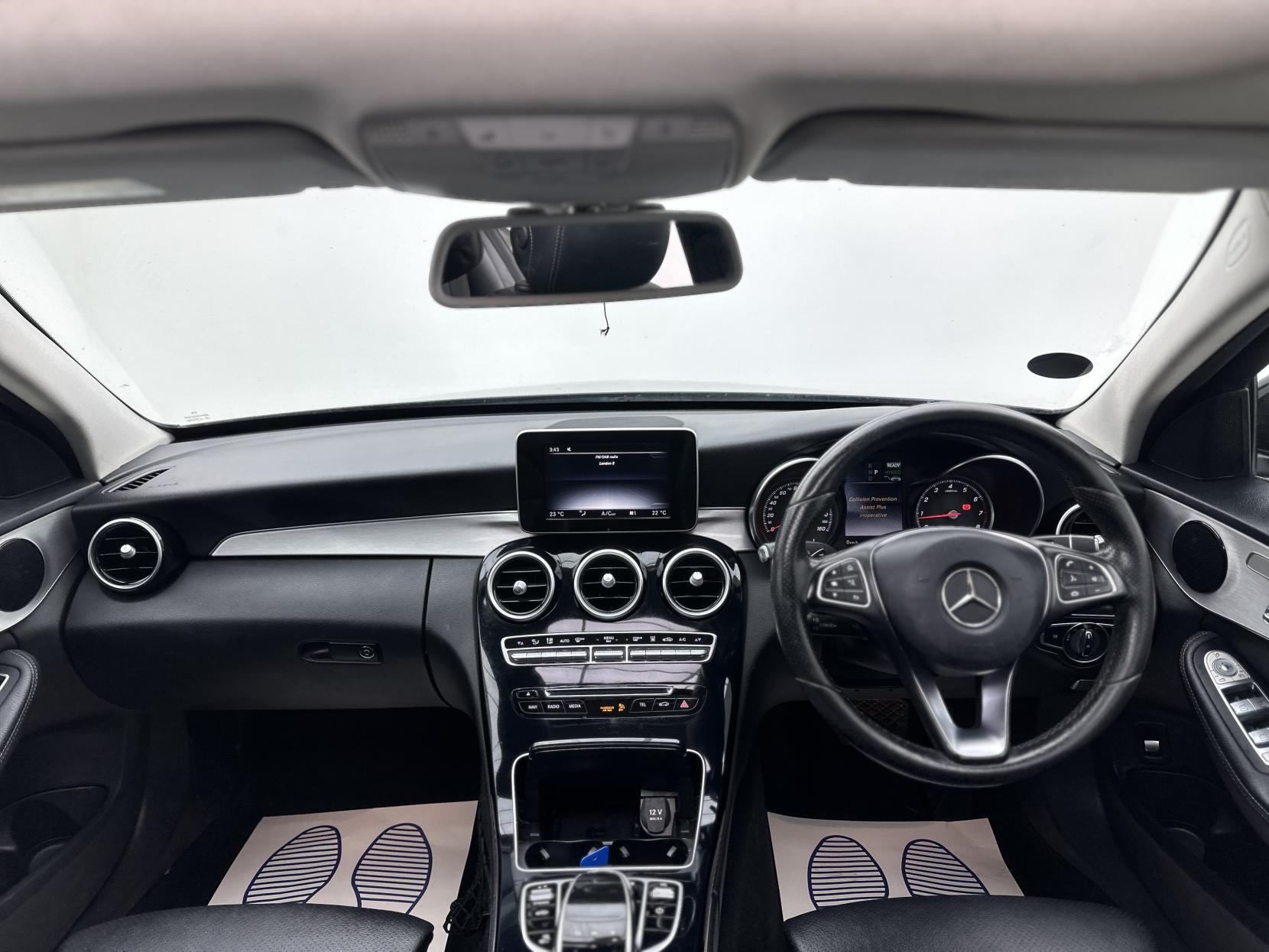 Mercedes-Benz C Class 2.0 C350e 6.4kWh Sport (Premium) Saloon 4dr Petrol Plug-in Hybrid G-Tronic+ Euro 6 (s/s) (293 ps)