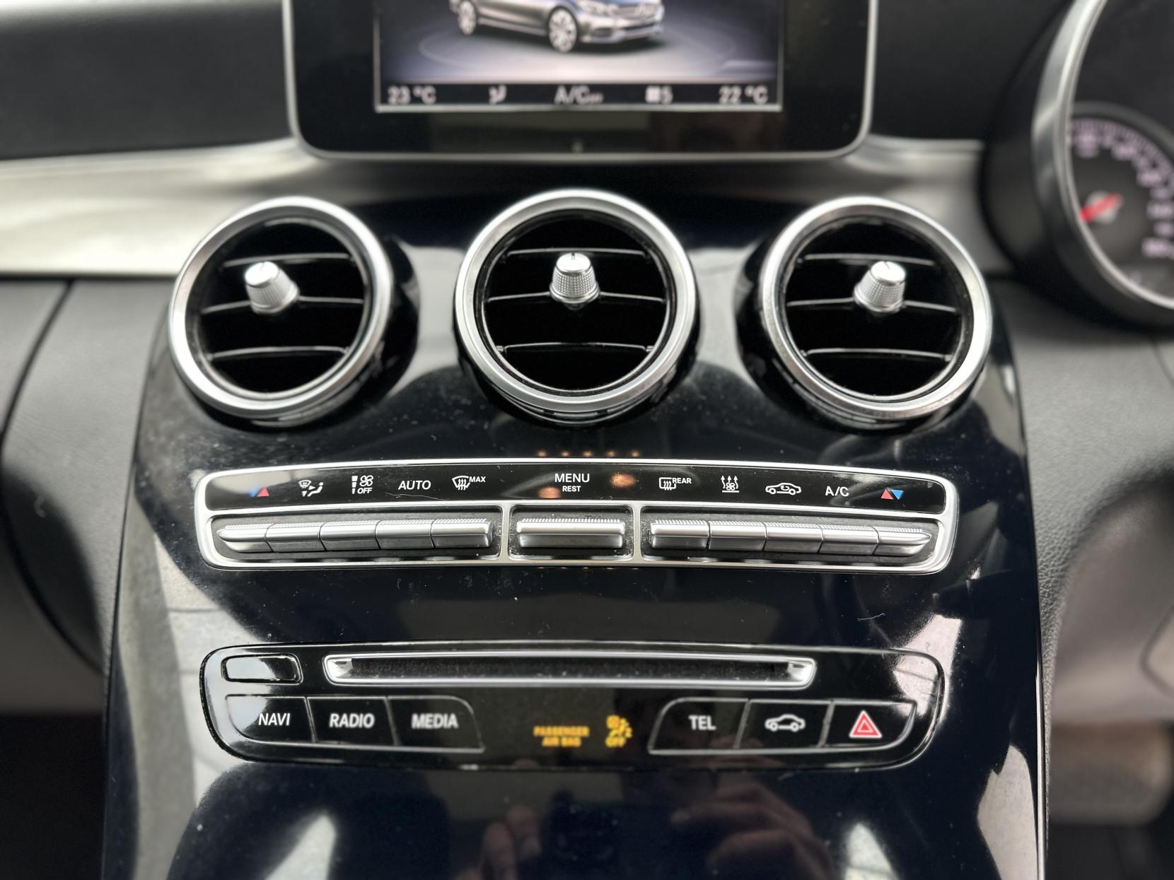 Mercedes-Benz C Class 2.0 C350e 6.4kWh Sport (Premium) Saloon 4dr Petrol Plug-in Hybrid G-Tronic+ Euro 6 (s/s) (293 ps)