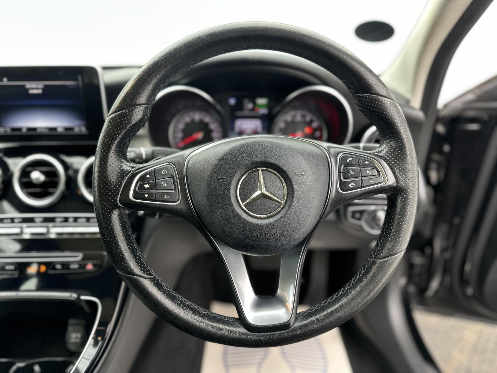 Mercedes-Benz C Class 2.0 C350e 6.4kWh Sport (Premium) Saloon 4dr Petrol Plug-in Hybrid G-Tronic+ Euro 6 (s/s) (293 ps)