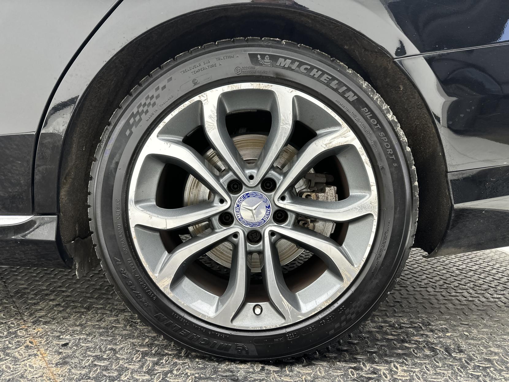 Mercedes-Benz C Class 2.0 C350e 6.4kWh Sport (Premium) Saloon 4dr Petrol Plug-in Hybrid G-Tronic+ Euro 6 (s/s) (293 ps)