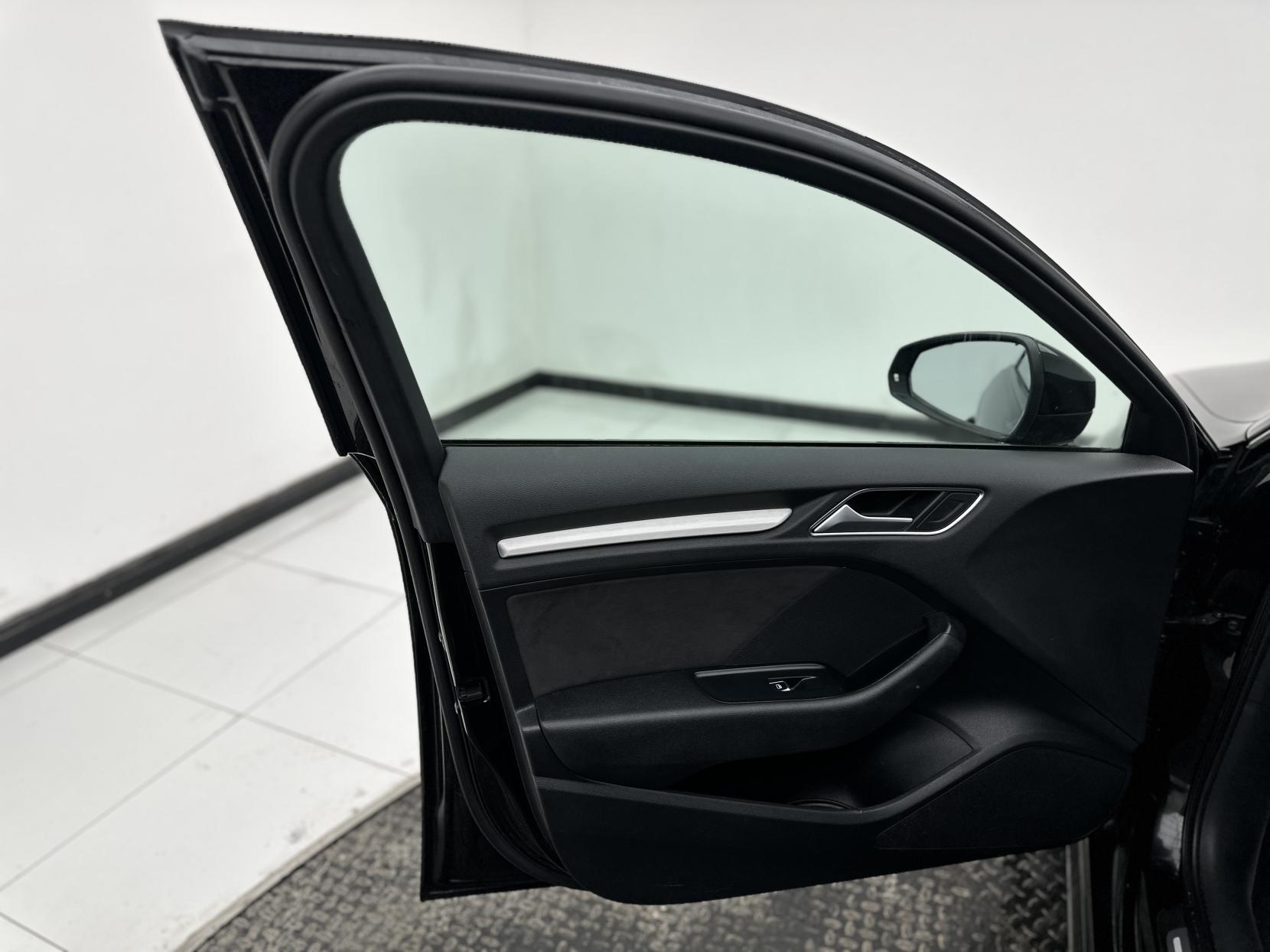 Audi A3 1.6 TDI S line Sportback 5dr Diesel Manual Euro 6 (s/s) (110 ps)