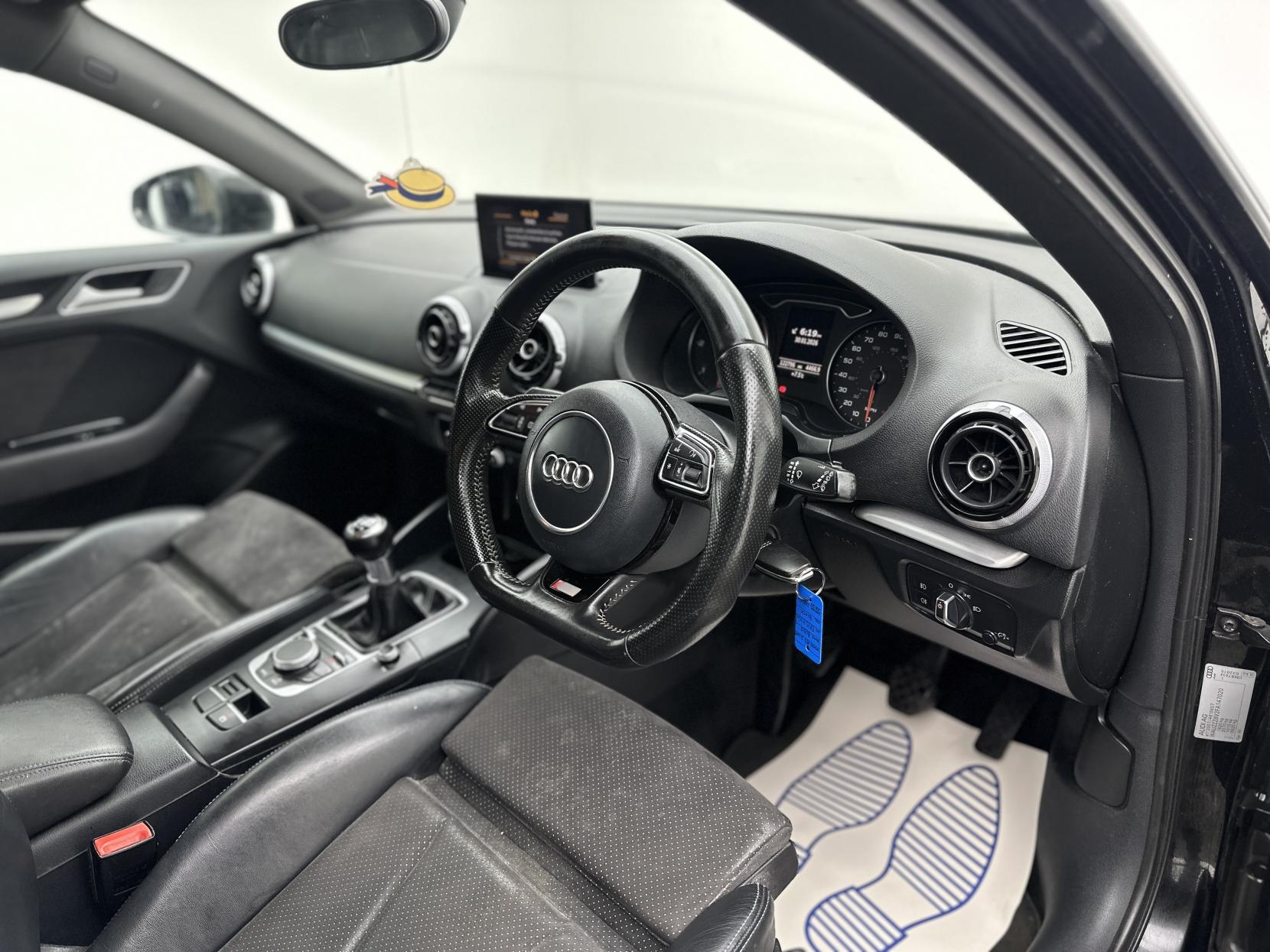 Audi A3 1.6 TDI S line Sportback 5dr Diesel Manual Euro 6 (s/s) (110 ps)