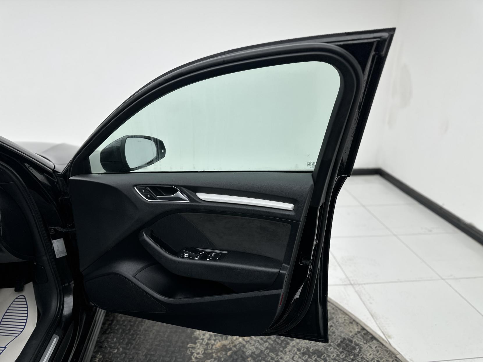 Audi A3 1.6 TDI S line Sportback 5dr Diesel Manual Euro 6 (s/s) (110 ps)