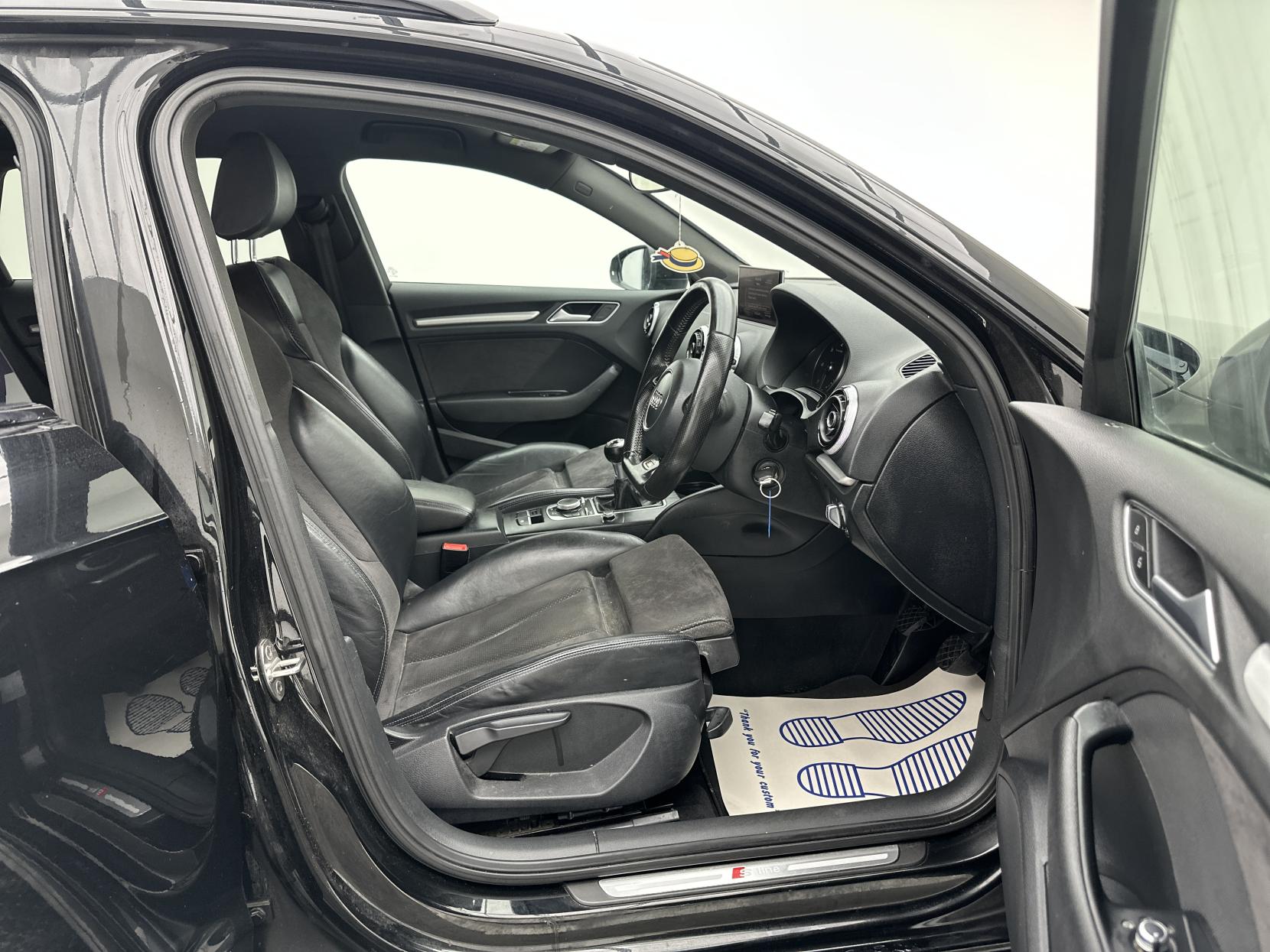 Audi A3 1.6 TDI S line Sportback 5dr Diesel Manual Euro 6 (s/s) (110 ps)