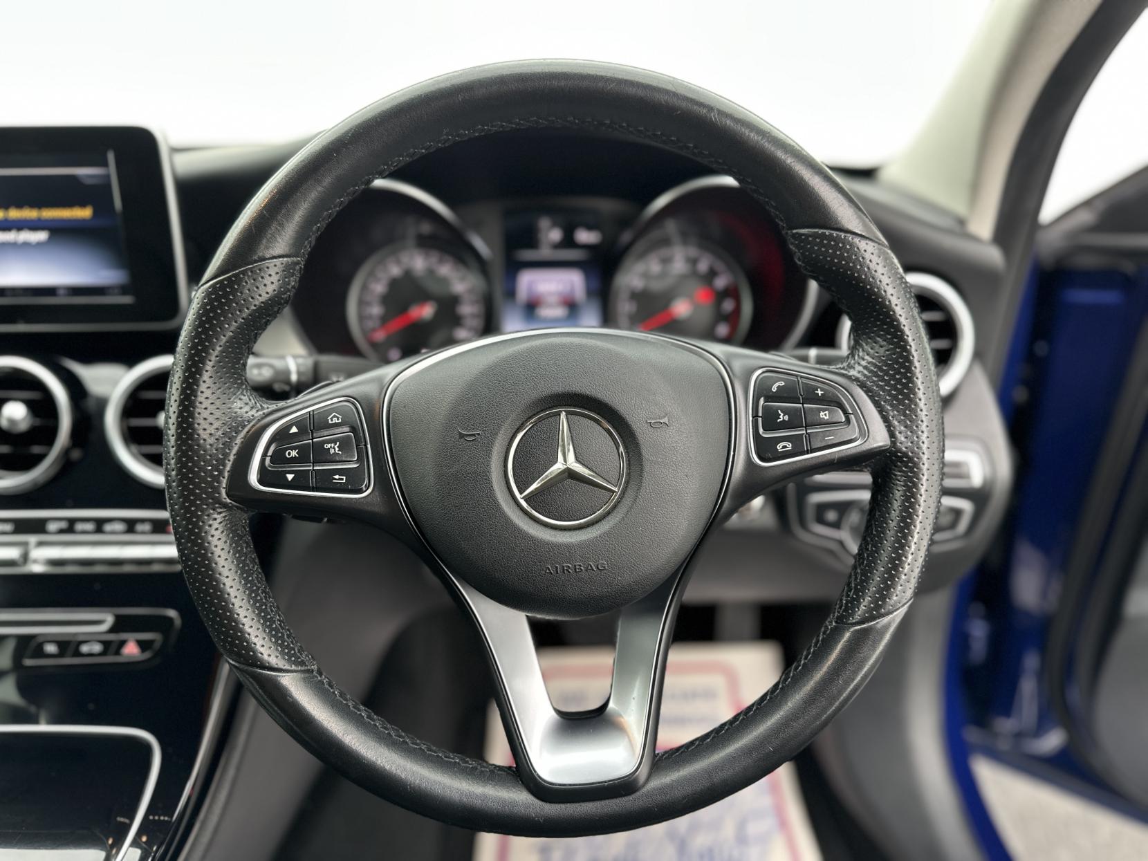 Mercedes-Benz C Class 2.0 C200 Sport Saloon 4dr Petrol G-Tronic+ Euro 6 (s/s) (184 ps)