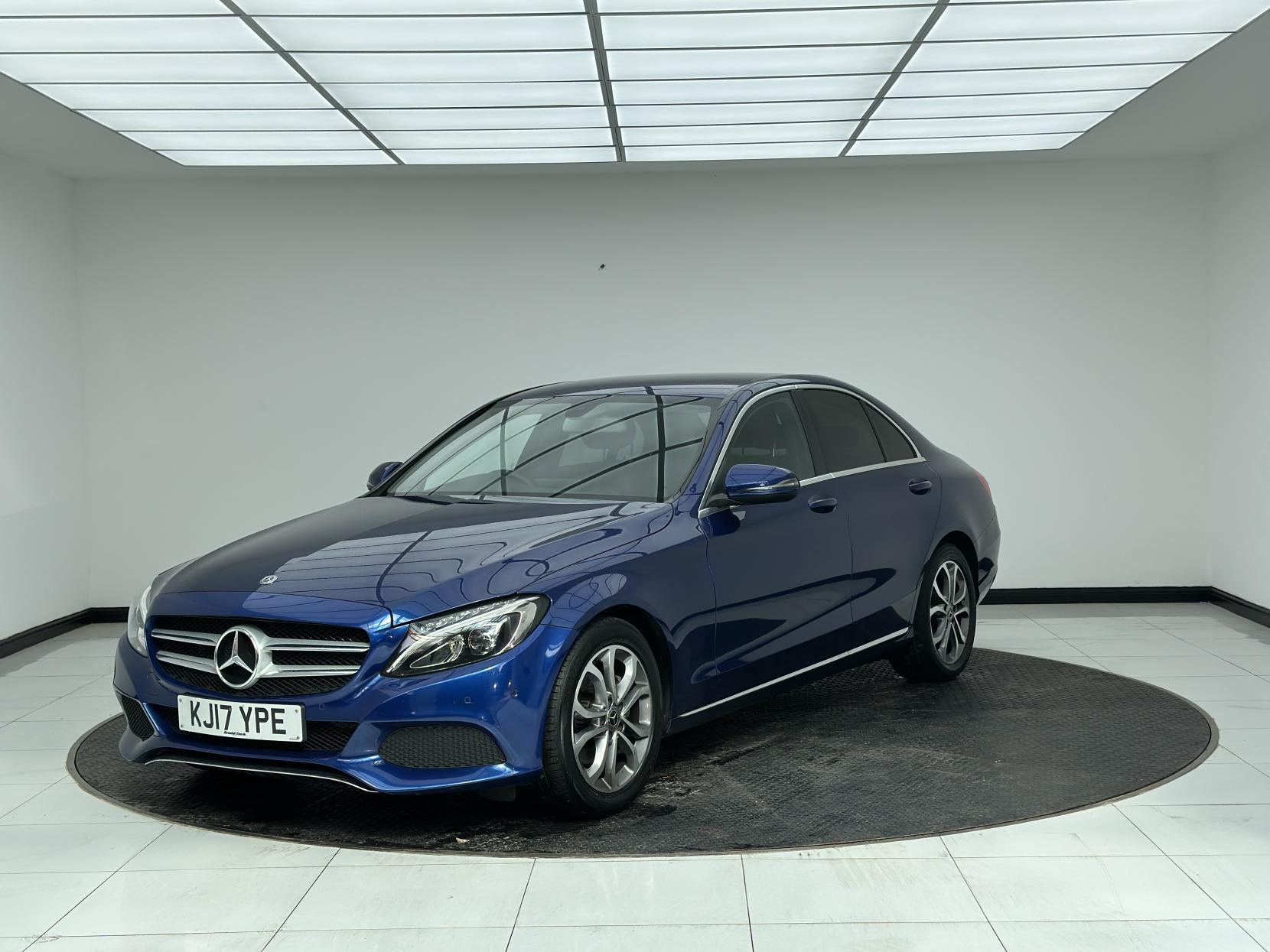 Mercedes-Benz C Class 2.0 C200 Sport Saloon 4dr Petrol G-Tronic+ Euro 6 (s/s) (184 ps)