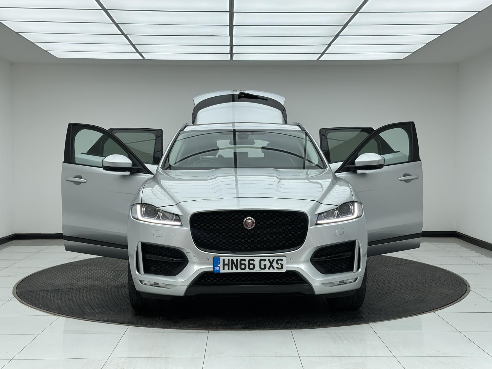 Jaguar F-PACE 2.0 D180 R-Sport SUV 5dr Diesel Auto AWD Euro 6 (s/s) (180 ps)
