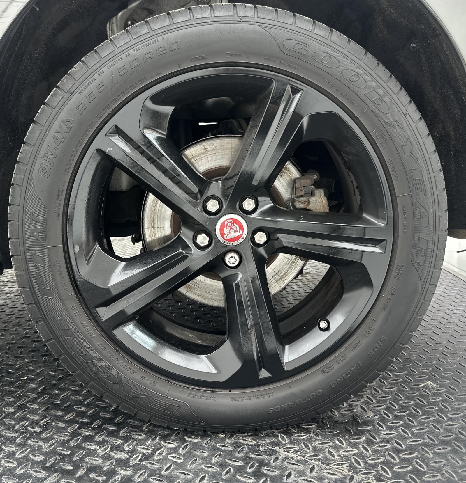 Jaguar F-PACE 2.0 D180 R-Sport SUV 5dr Diesel Auto AWD Euro 6 (s/s) (180 ps)