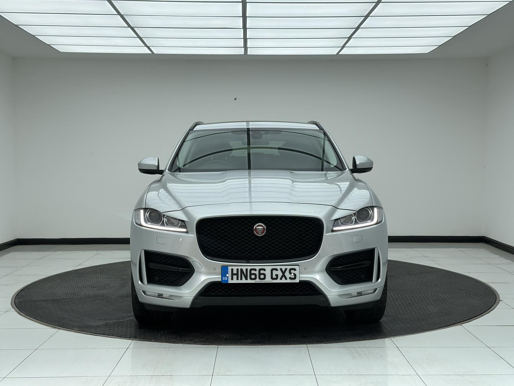 Jaguar F-PACE 2.0 D180 R-Sport SUV 5dr Diesel Auto AWD Euro 6 (s/s) (180 ps)