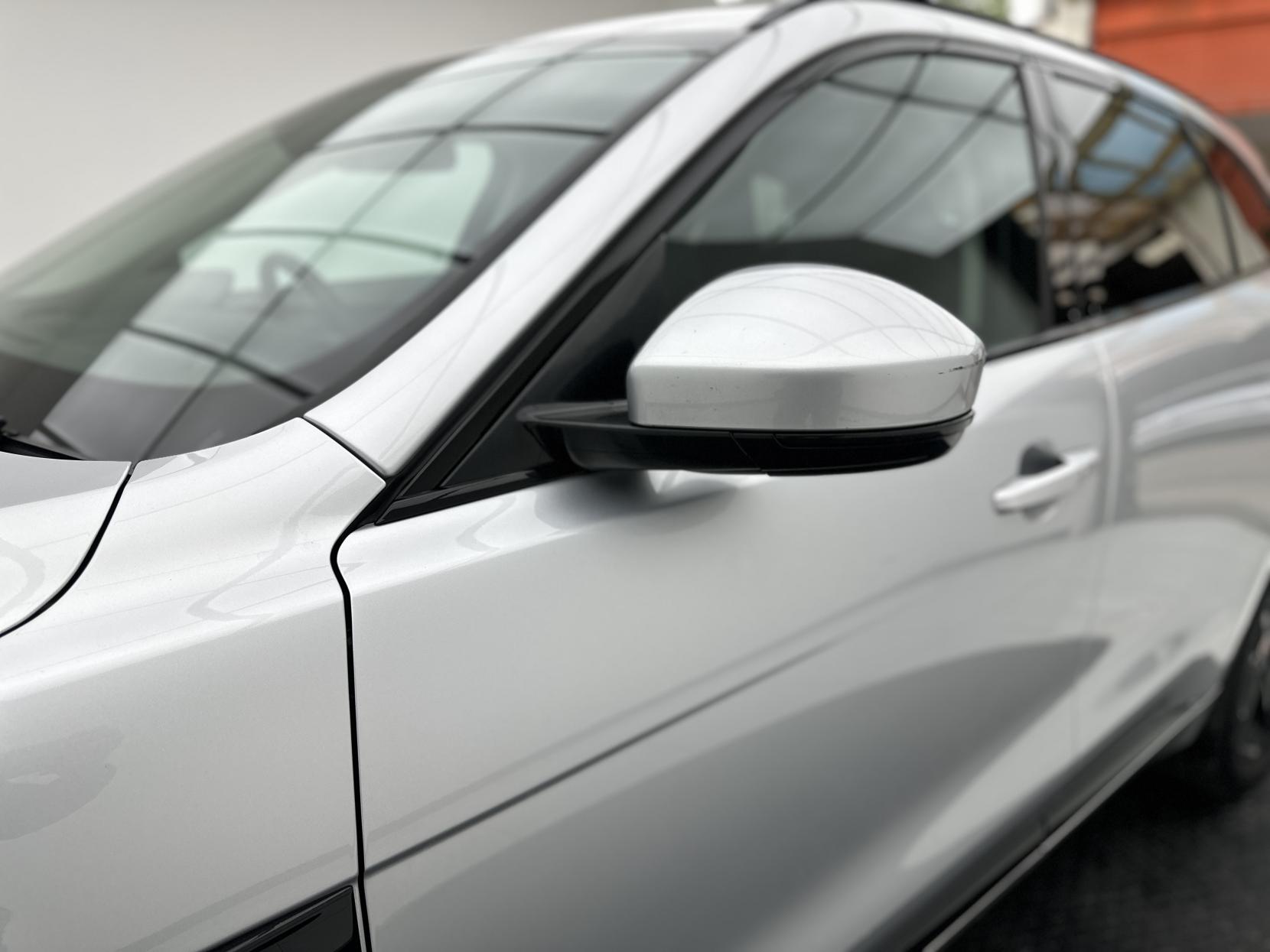 Jaguar F-PACE 2.0 D180 R-Sport SUV 5dr Diesel Auto AWD Euro 6 (s/s) (180 ps)