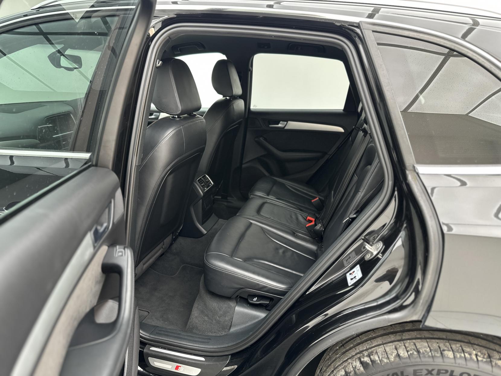 Audi Q5 2.0 TDI S line Plus SUV 5dr Diesel S Tronic quattro Euro 6 (s/s) (190 ps)
