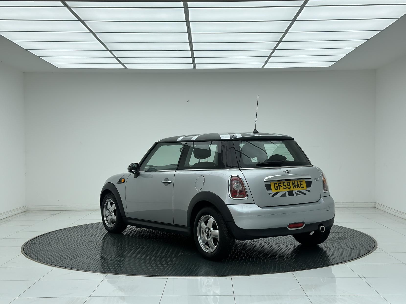 MINI Hatch 1.4 One Hatchback 3dr Petrol Manual Euro 4 (95 ps)