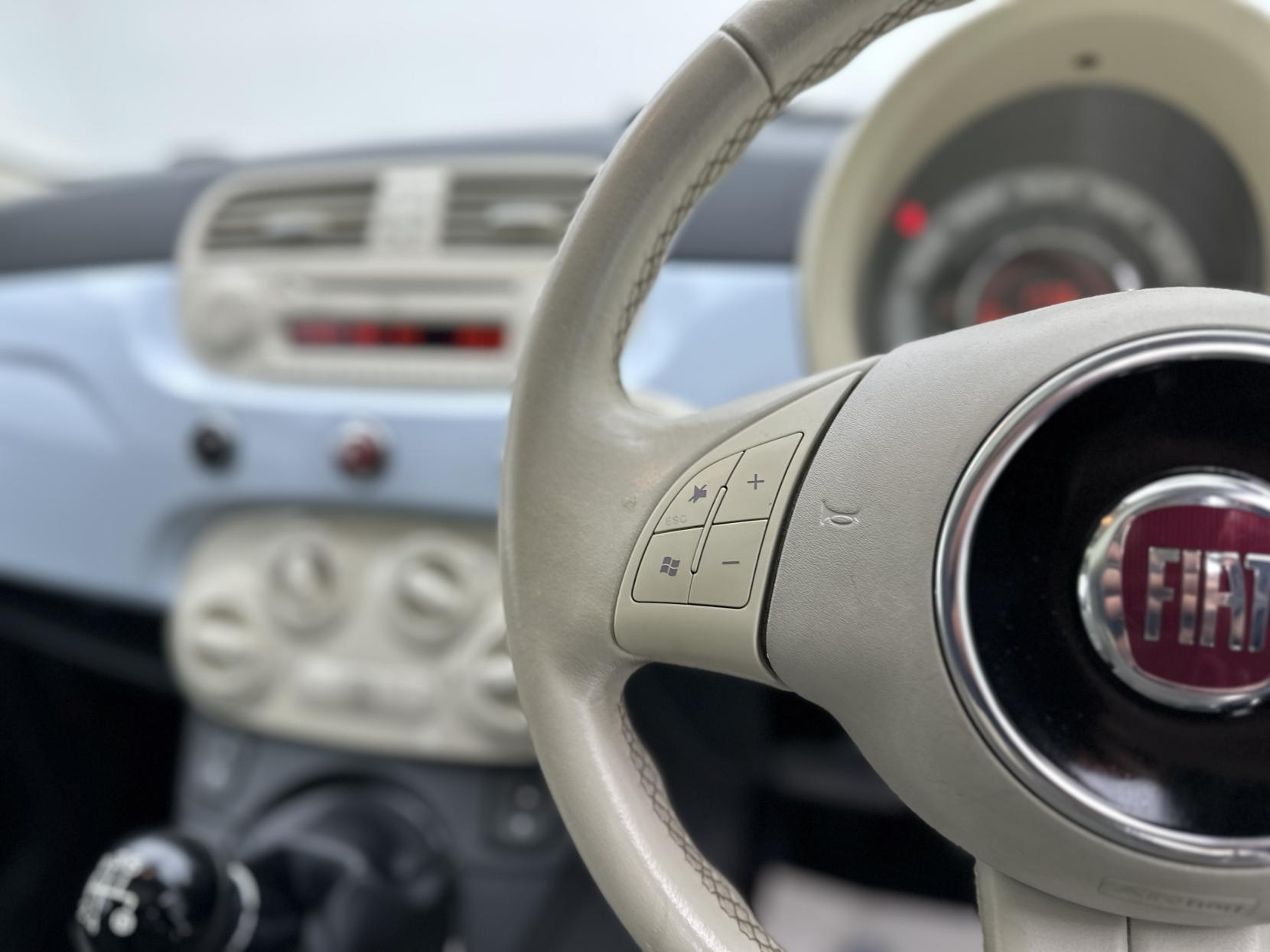 Fiat 500 1.2 Lounge Hatchback 3dr Petrol Manual Euro 4 (69 bhp)