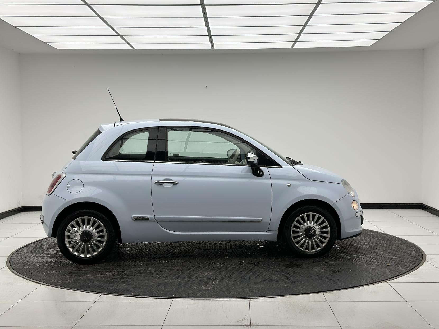 Fiat 500 1.2 Lounge Hatchback 3dr Petrol Manual Euro 4 (69 bhp)