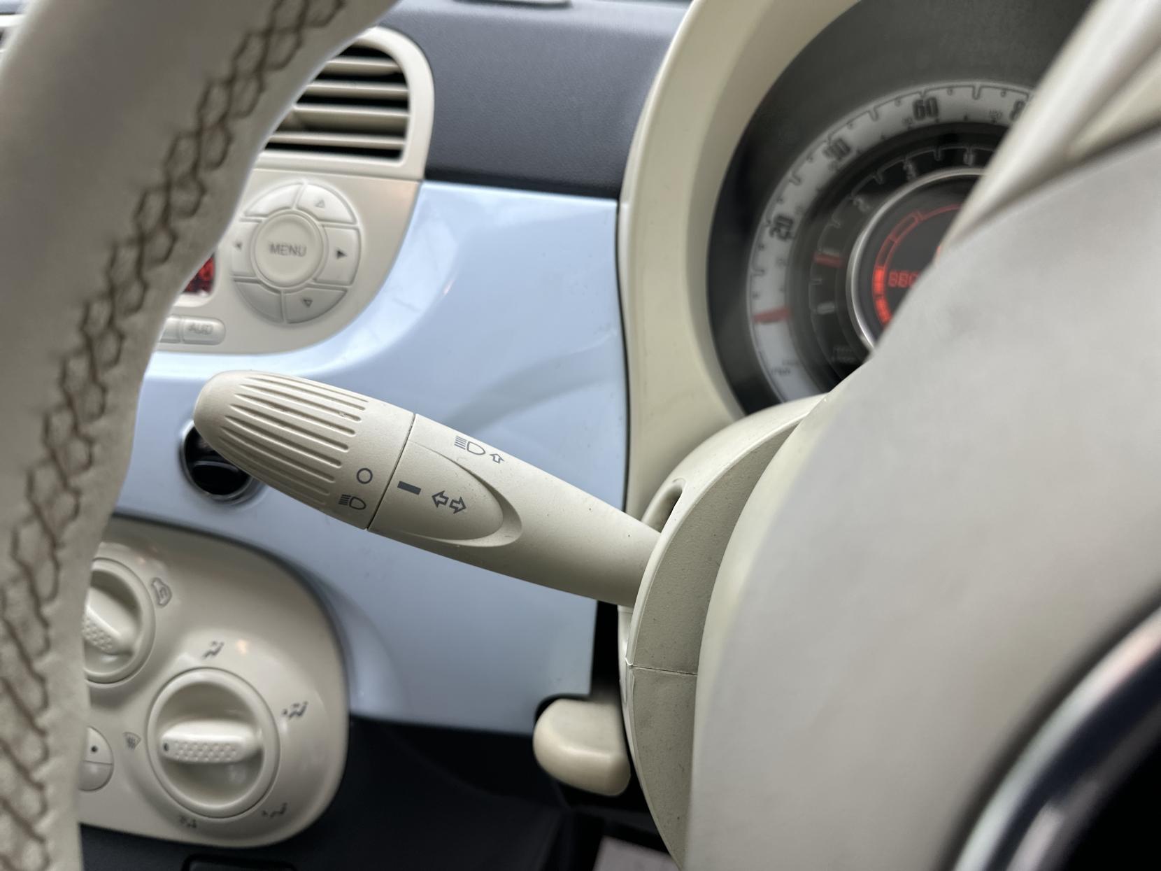 Fiat 500 1.2 Lounge Hatchback 3dr Petrol Manual Euro 4 (69 bhp)