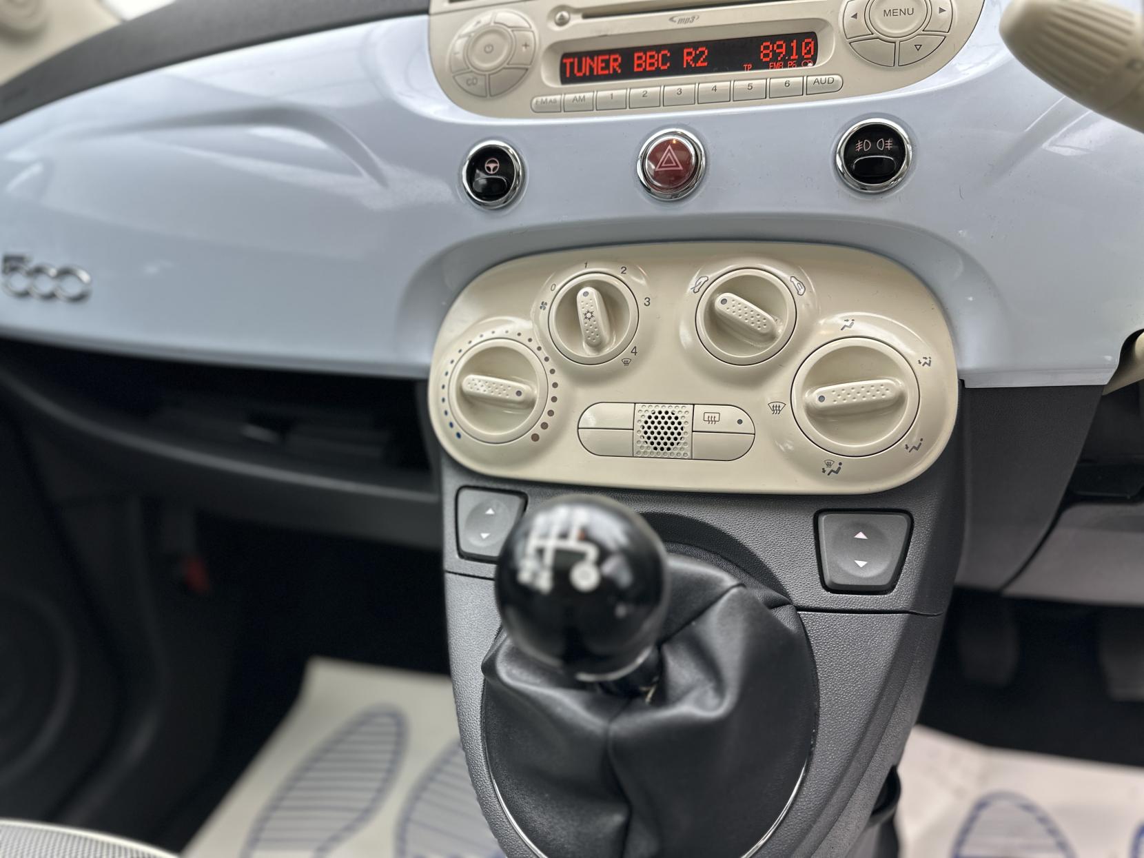 Fiat 500 1.2 Lounge Hatchback 3dr Petrol Manual Euro 4 (69 bhp)