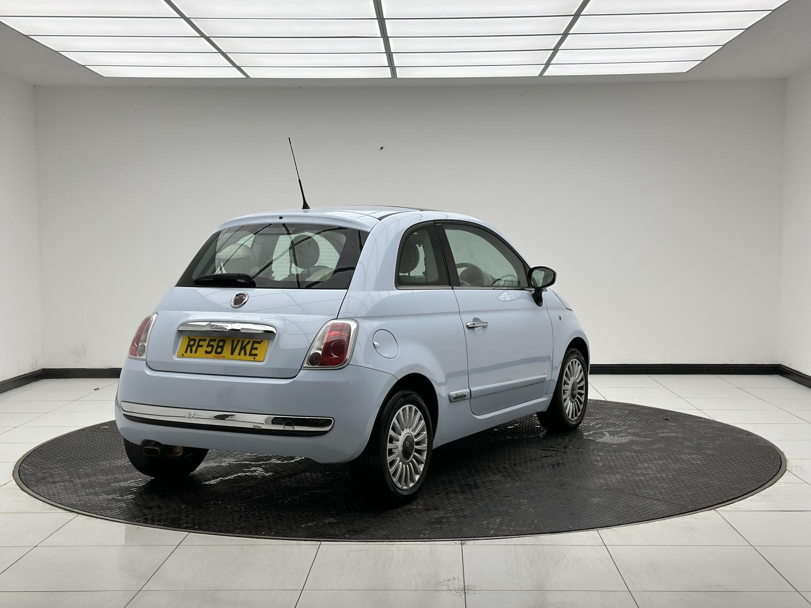 Fiat 500 1.2 Lounge Hatchback 3dr Petrol Manual Euro 4 (69 bhp)