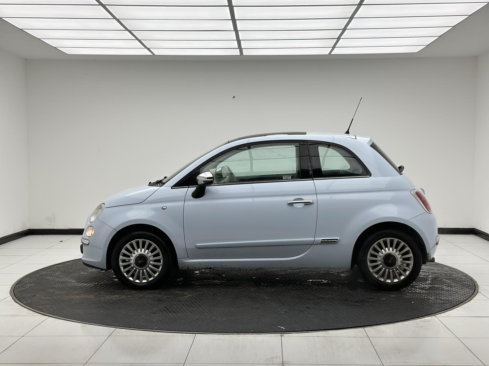 Fiat 500 1.2 Lounge Hatchback 3dr Petrol Manual Euro 4 (69 bhp)