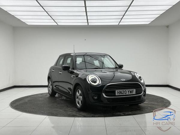 MINI Hatch 1.5 Cooper Classic Hatchback 5dr Petrol Steptronic Euro 6 (s/s) (136 ps)