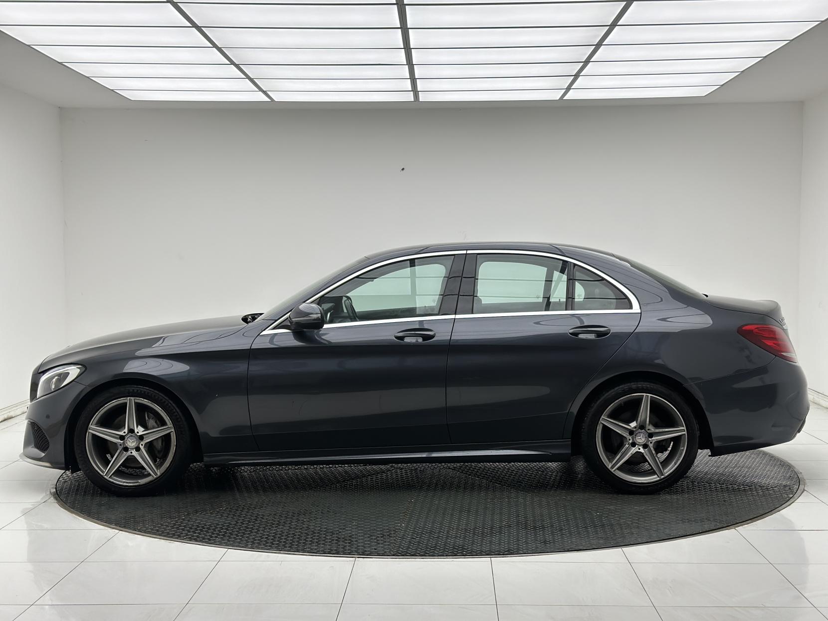 Mercedes-Benz C Class 2.1 C220d AMG Line Saloon 4dr Diesel 7G-Tronic+ Euro 6 (s/s) (170 ps)