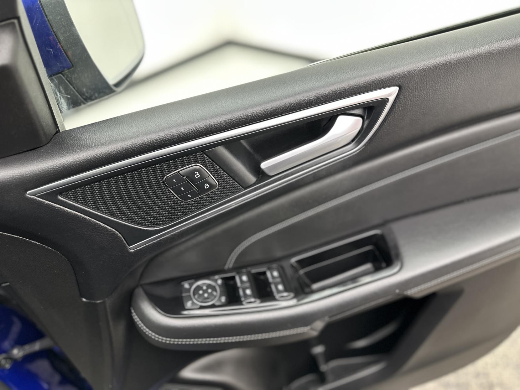 Ford Galaxy 2.0 TDCi Titanium X MPV 5dr Diesel Powershift Euro 6 (s/s) (210 ps)