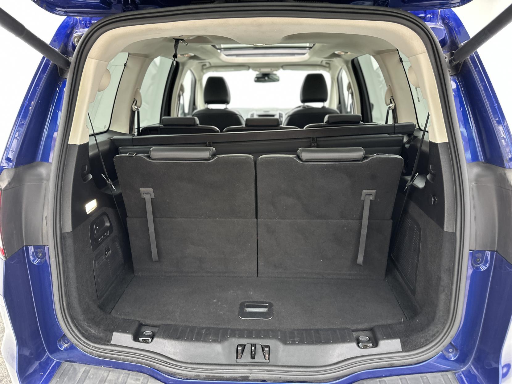 Ford Galaxy 2.0 TDCi Titanium X MPV 5dr Diesel Powershift Euro 6 (s/s) (210 ps)