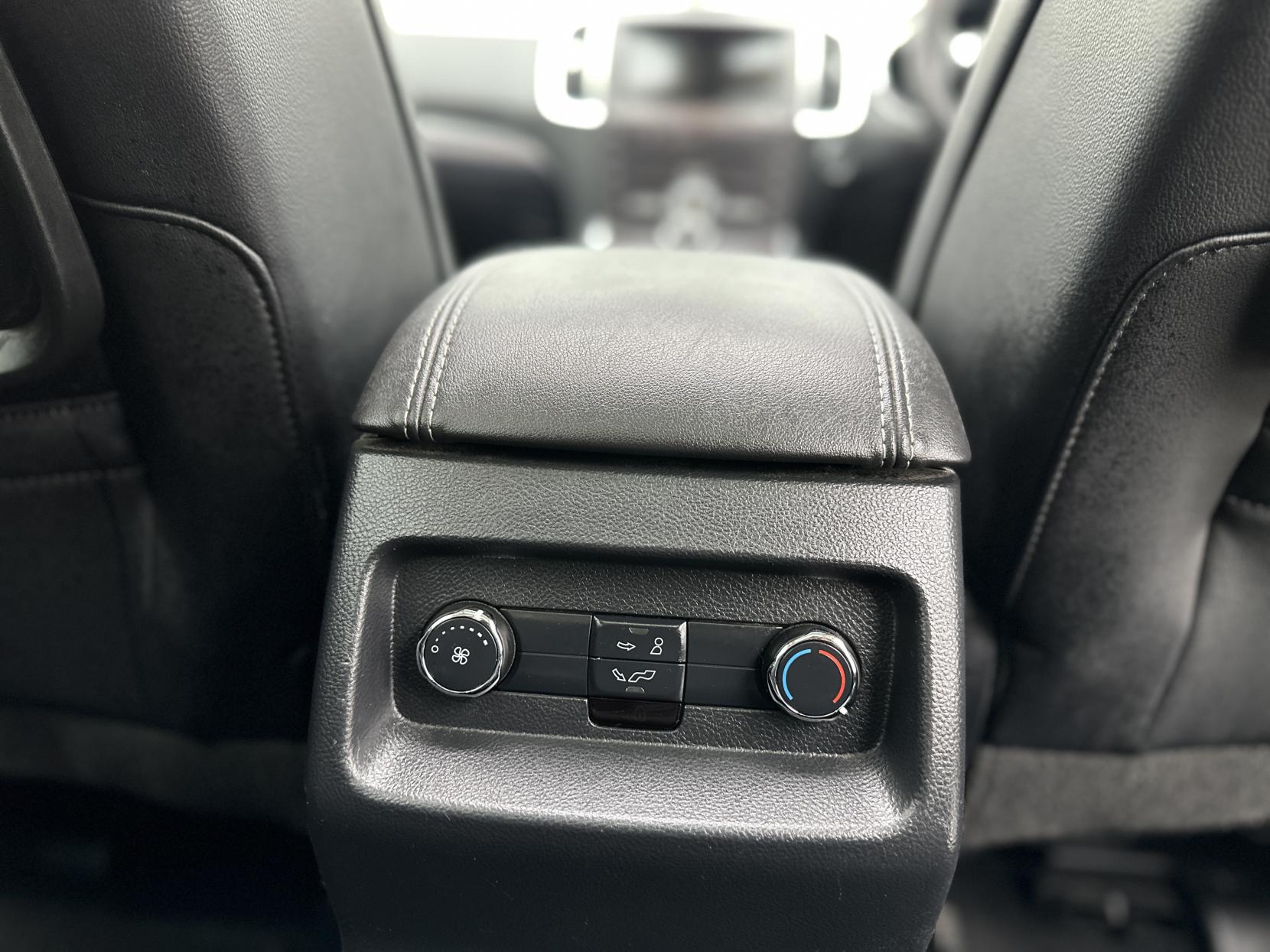 Ford Galaxy 2.0 TDCi Titanium X MPV 5dr Diesel Powershift Euro 6 (s/s) (210 ps)