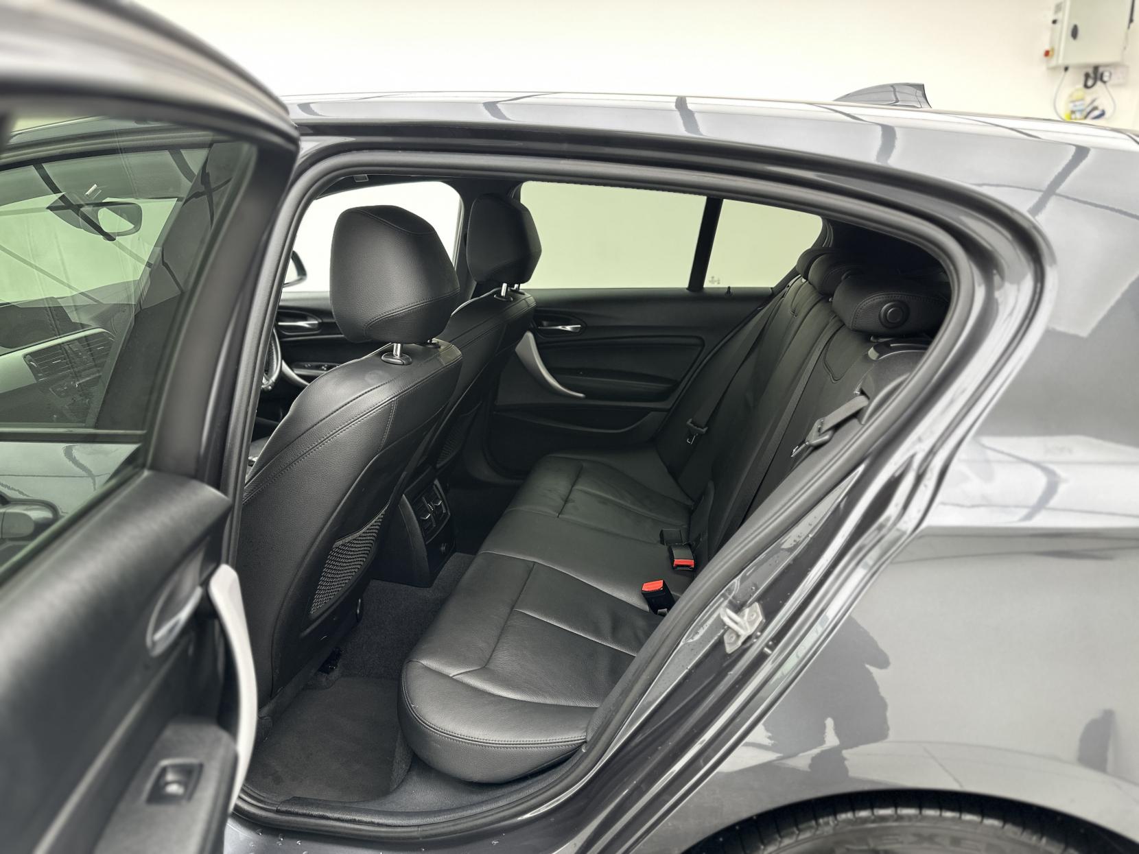 BMW 1 Series 3.0 M140i Shadow Edition Hatchback 5dr Petrol Auto Euro 6 (s/s) (340 ps)